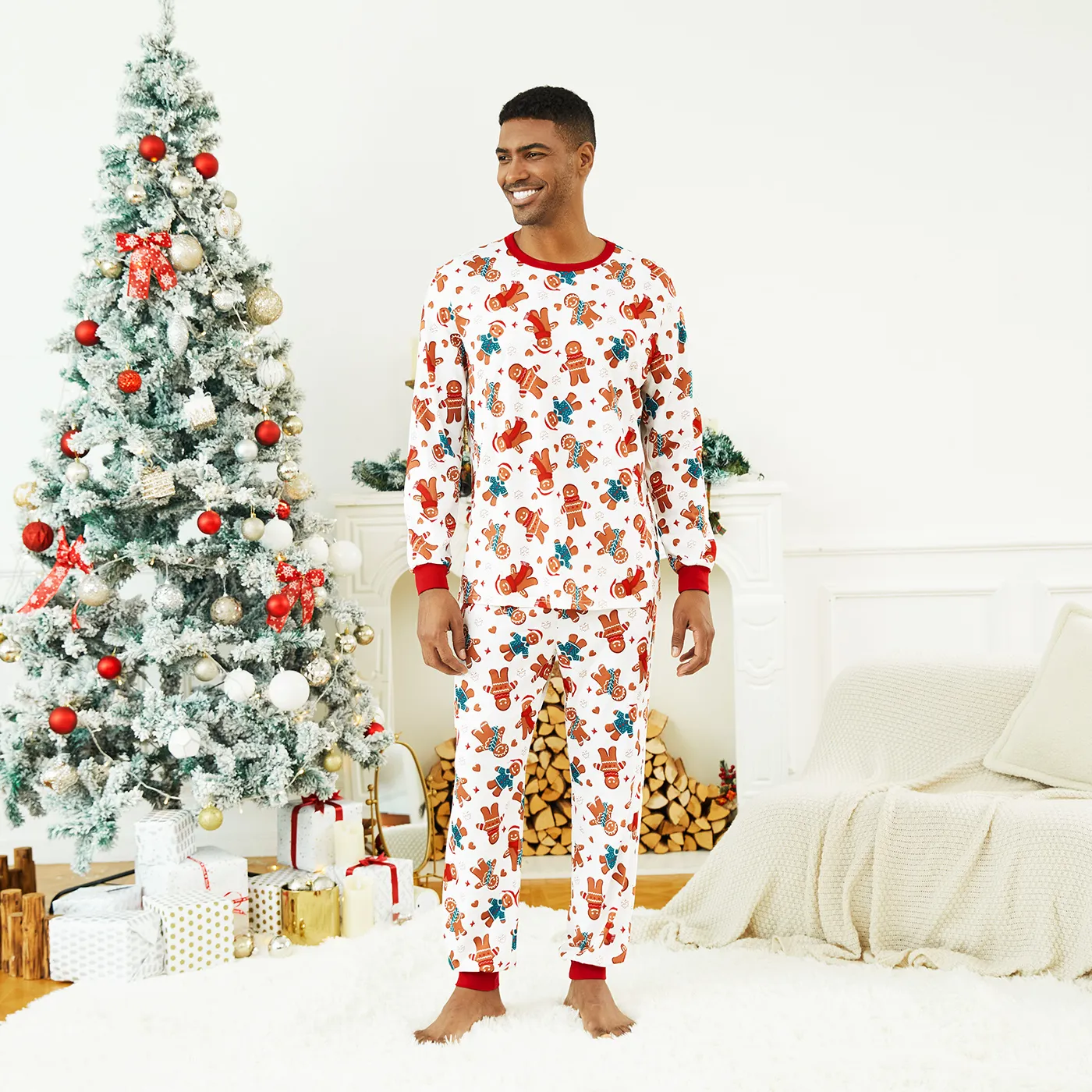 Christmas Family Matching Cartoon Gingerbread Man Allover Print  Pajamas Sets (Flame Resistant)