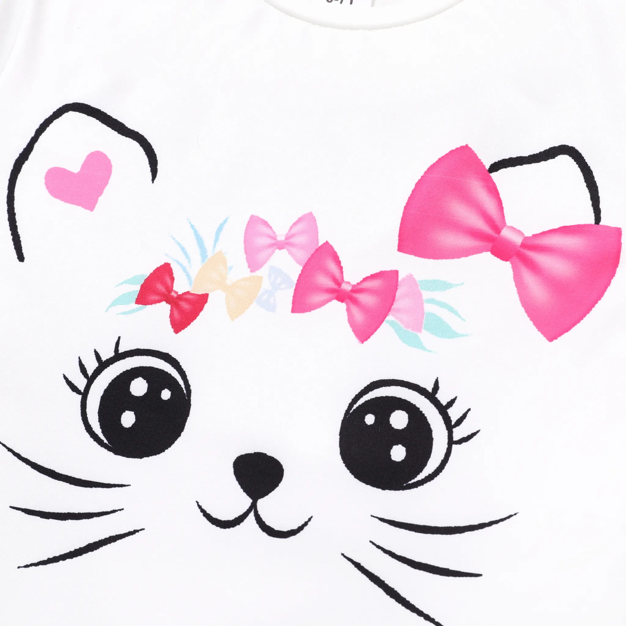 2pcs Kid Girl Cute Cat Print Short-sleeve Tee and Belted Pants Set   image 3