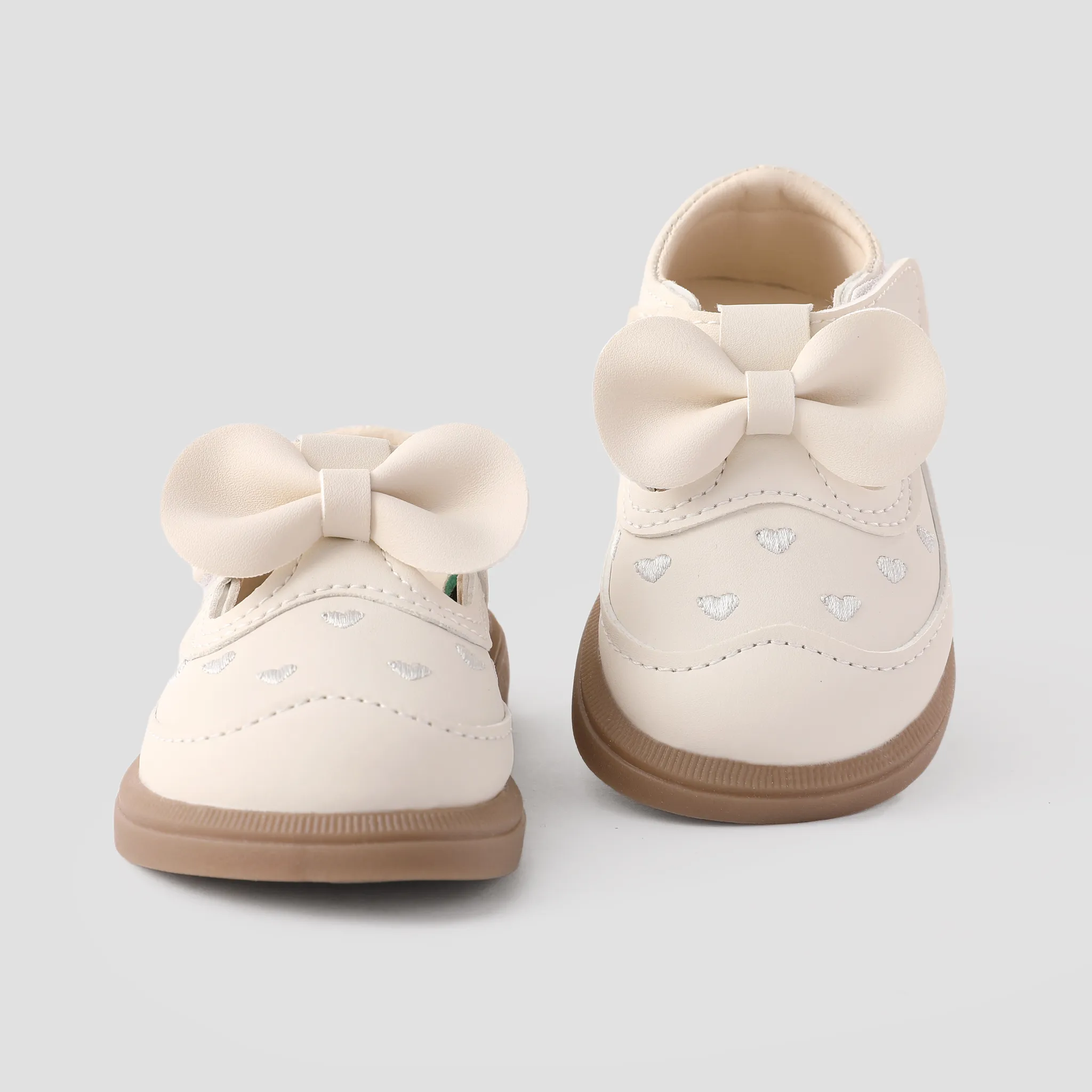 Toddler Girl's Sweet Bow Decor Heart Embroidery Leather Shoes OffWhite image 3