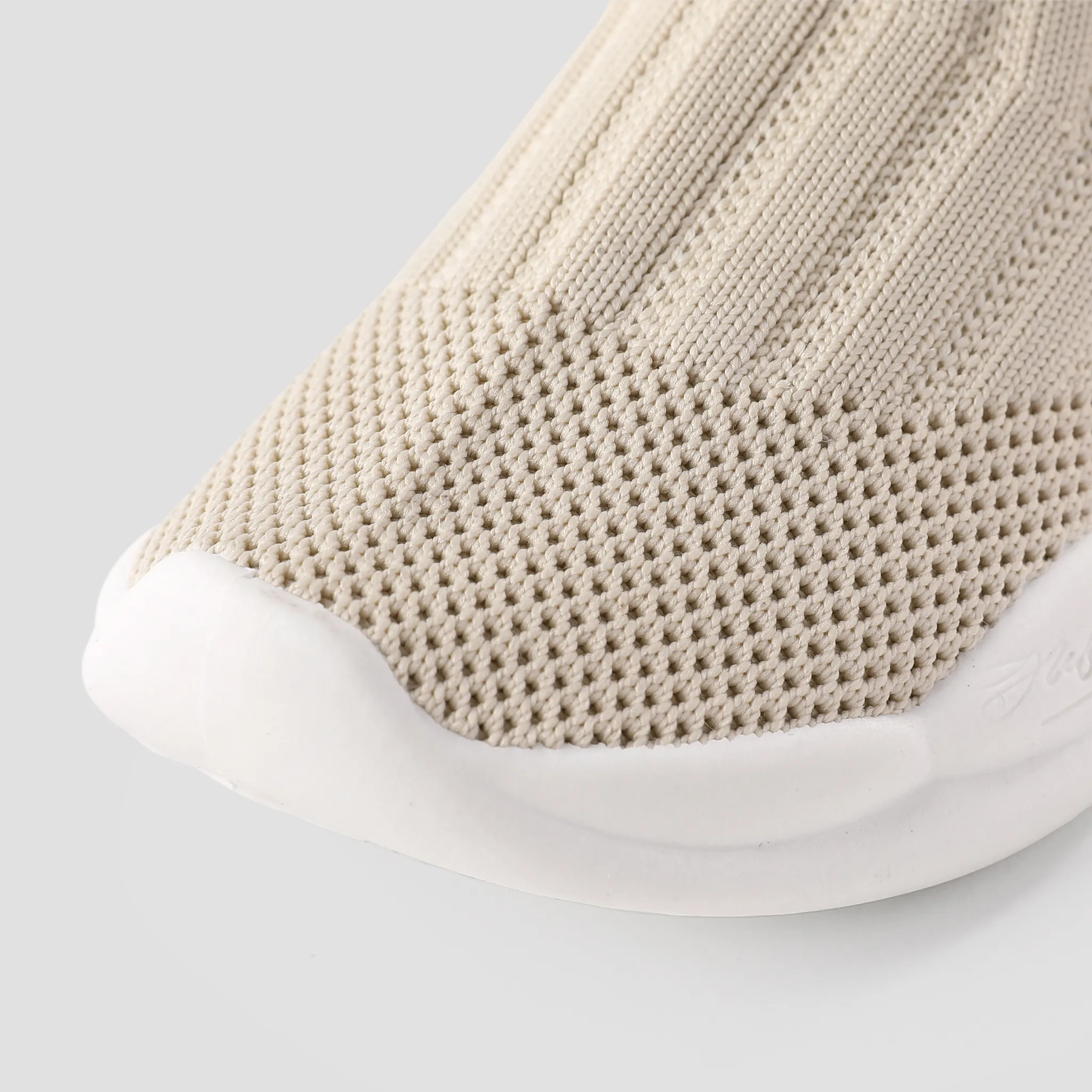 Toddler Solid Breathable Slip-on Athletic Flyknit Sports Shoes Beige image 4