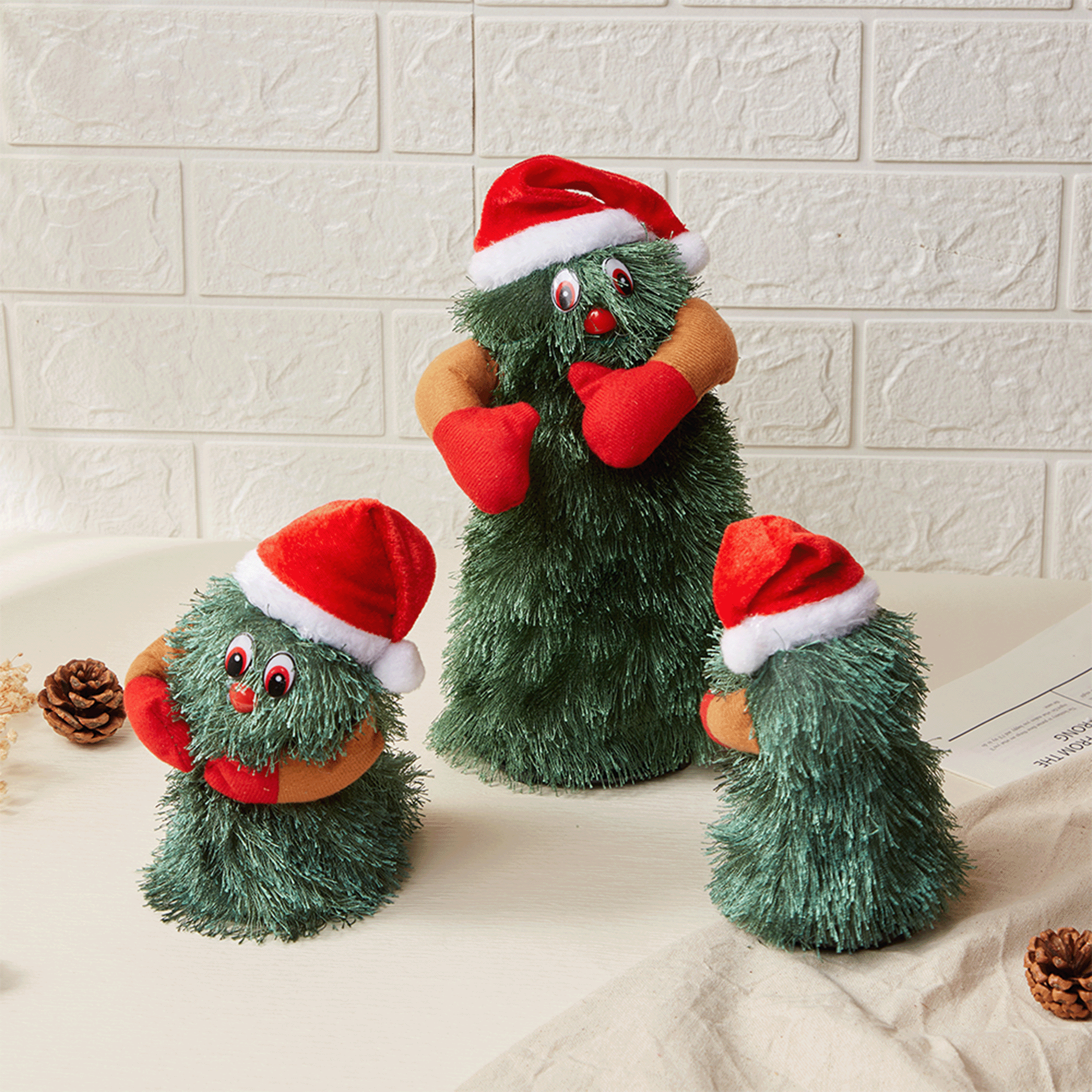 Fun Rotating Christmas Tree Doll Electric Toy