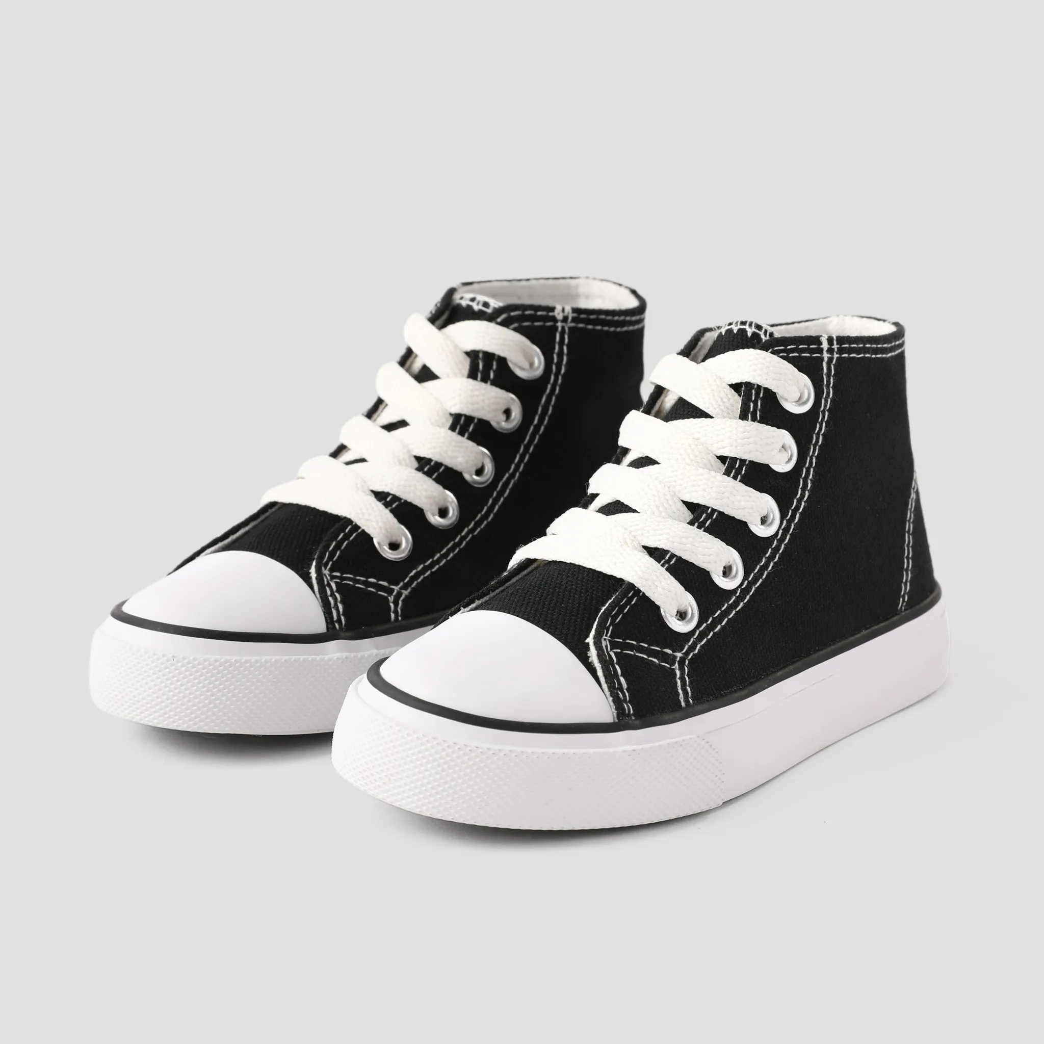 Toddler / Kid Solid Soft Sole Canvas Shoes (Letters on the heel and tongue of the shoe) (Random delivery of different soles) Black/White