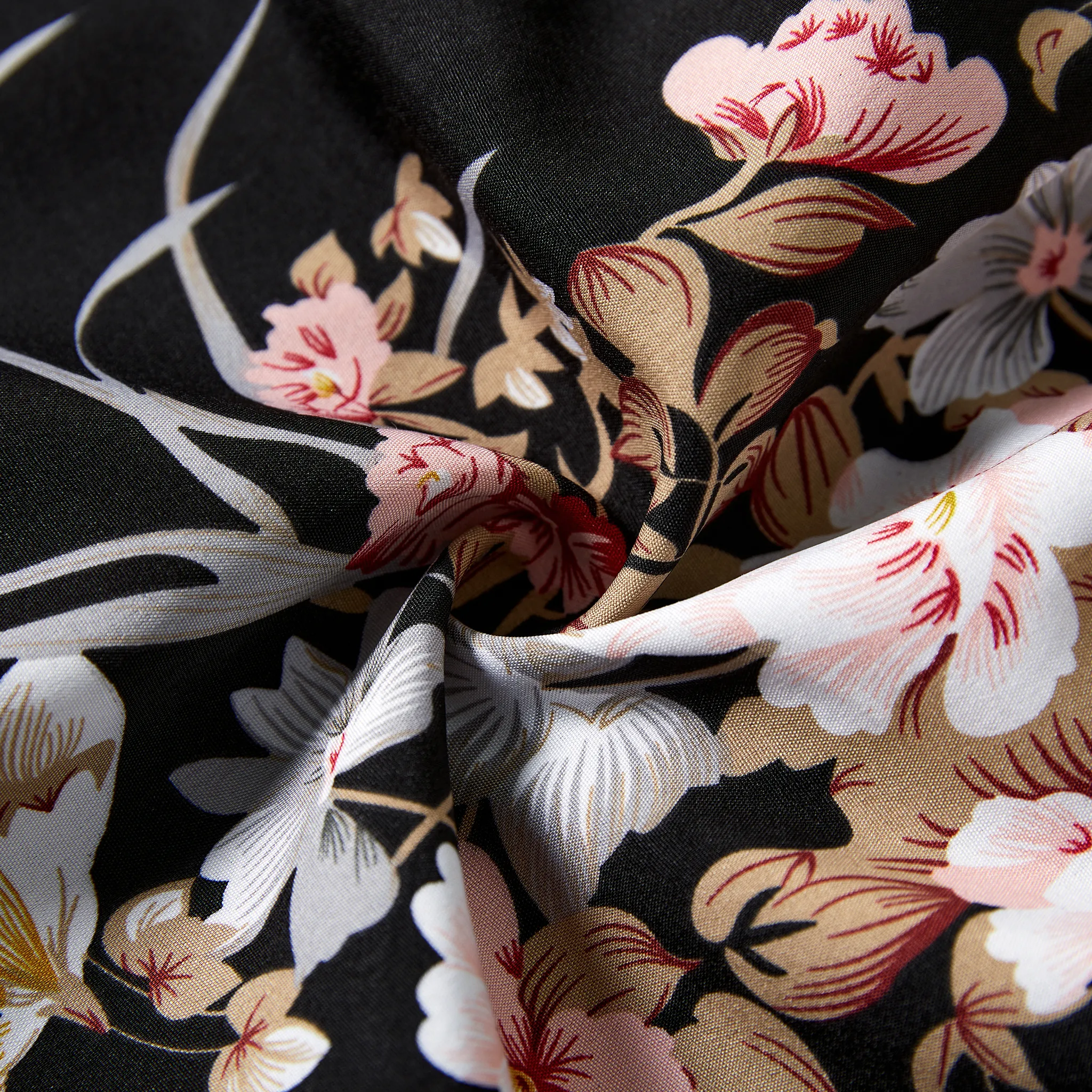 Family Matching Solid Color Black Raglan Sleeve T-shirts and Floral Print Flutter-sleeve Bowknot Tie Neck Dresses Sets Black image 5