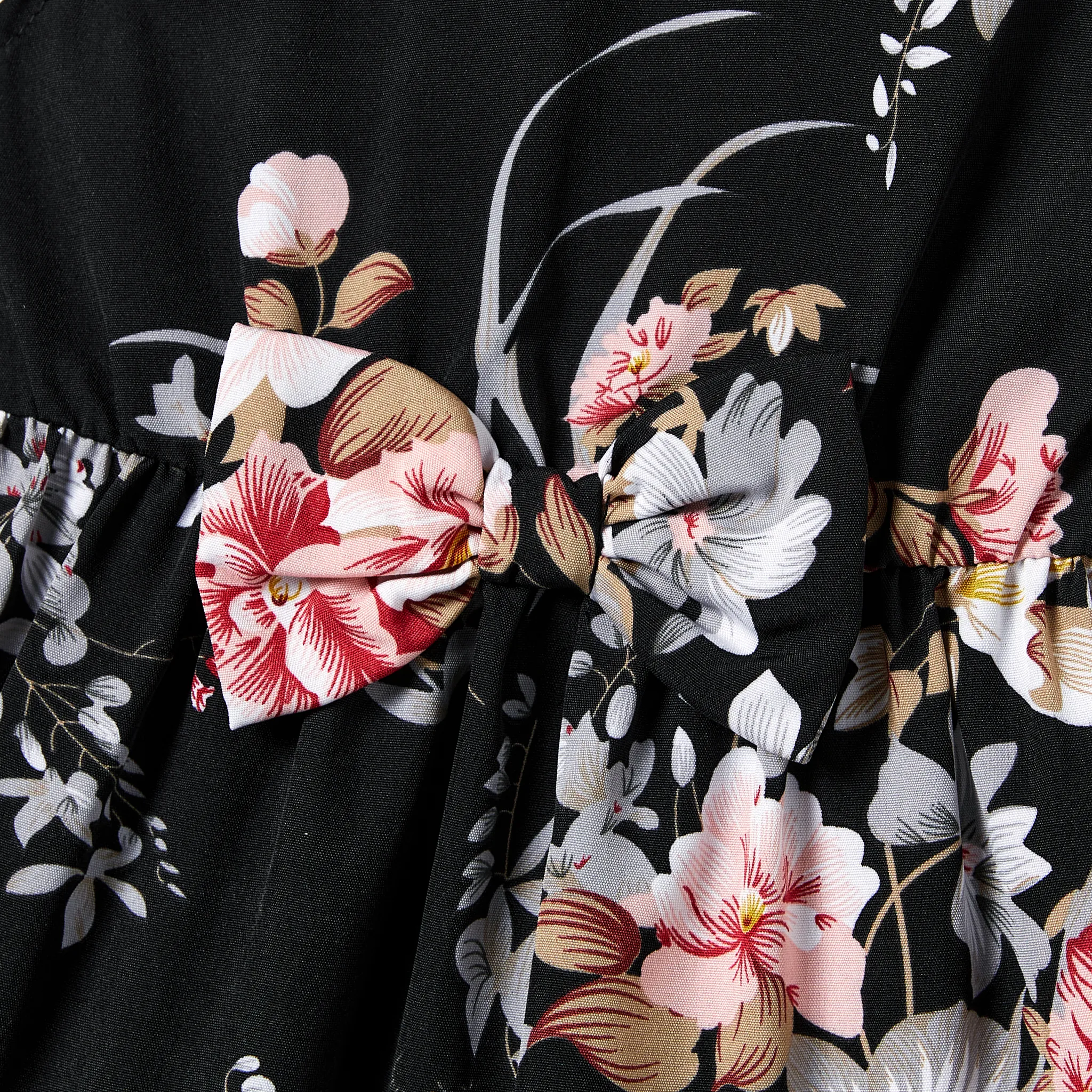 Family Matching Solid Color Black Raglan Sleeve T-shirts and Floral Print Flutter-sleeve Bowknot Tie Neck Dresses Sets Black image 4