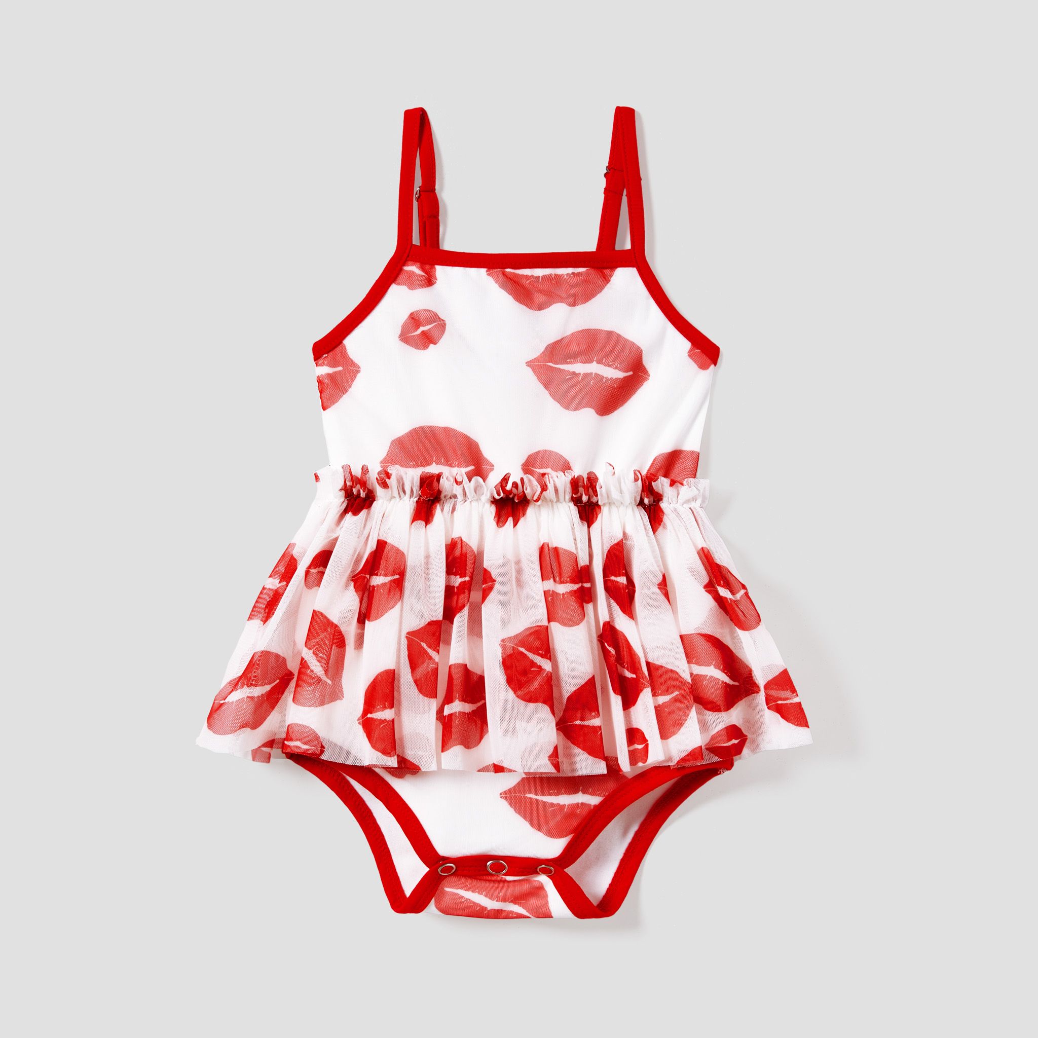 Valentine's Day Family Matching Solid Color Raglan-Sleeve Tee And Red Lip Print Bodycon Ruched Drawstring Mesh Strap Dress Sets