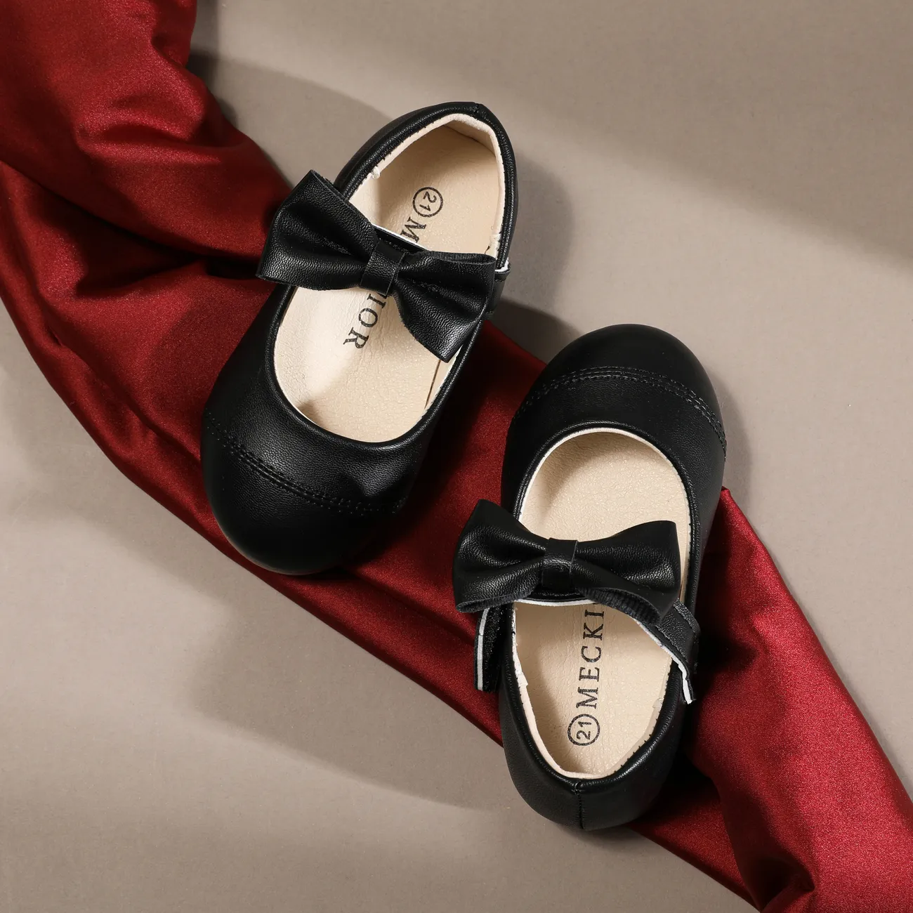 Toddler/Kids Girl Solid Hyper-Tactile 3D Bow-tie Leather Shoes  Black big image 1