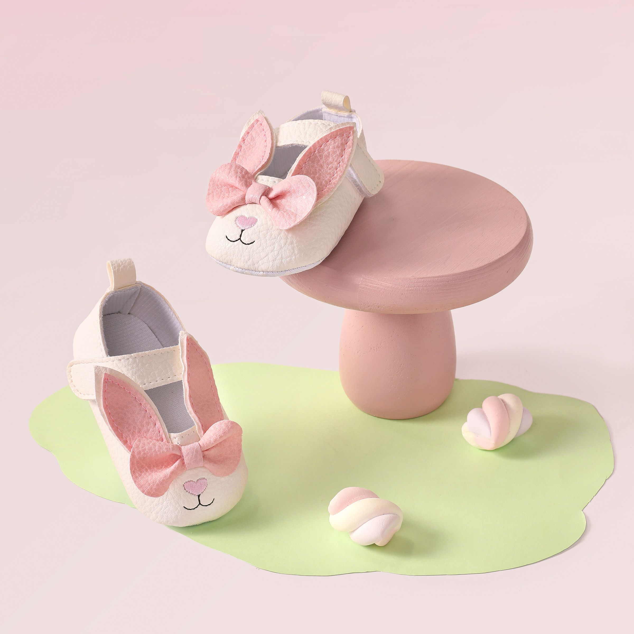 

Baby Girl Childlike Solid Rabbit Design Prewalker Shoes