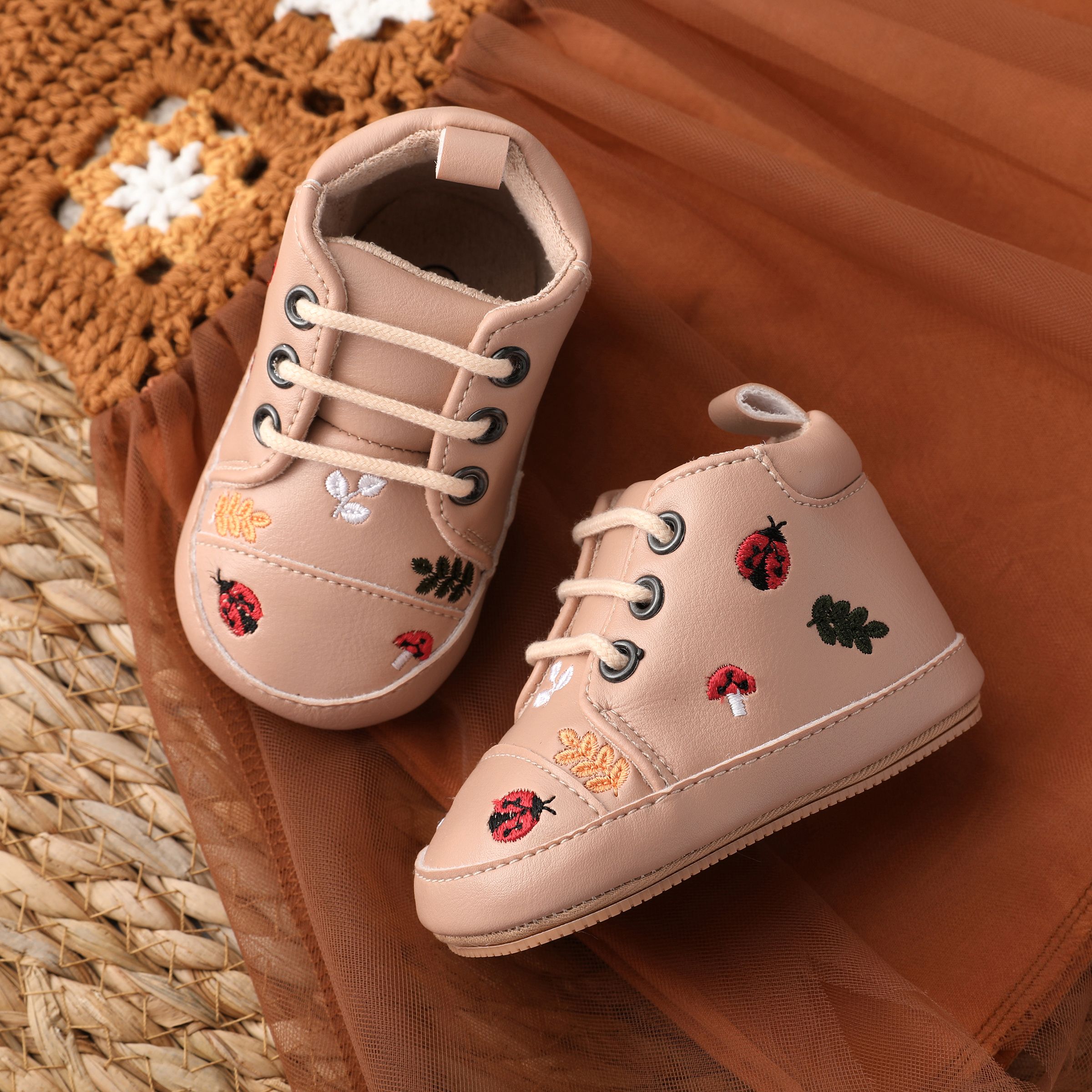 

Baby & Toddler Animal & Plants Embroidery Prewalker Shoes