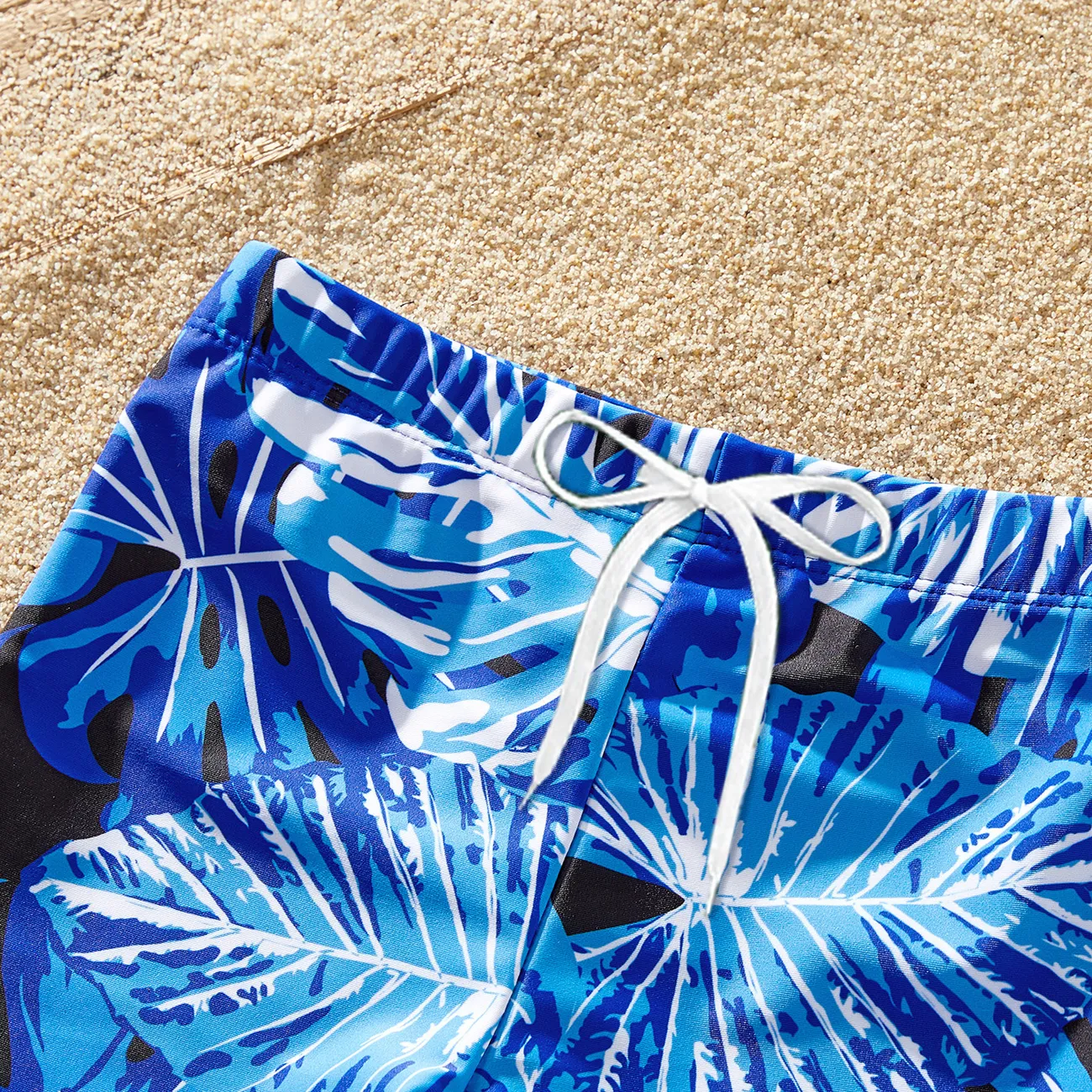 Family Matching Plant Print Ruffled Two-piece Swimsuit or Swim Trunks Shorts Blue big image 1