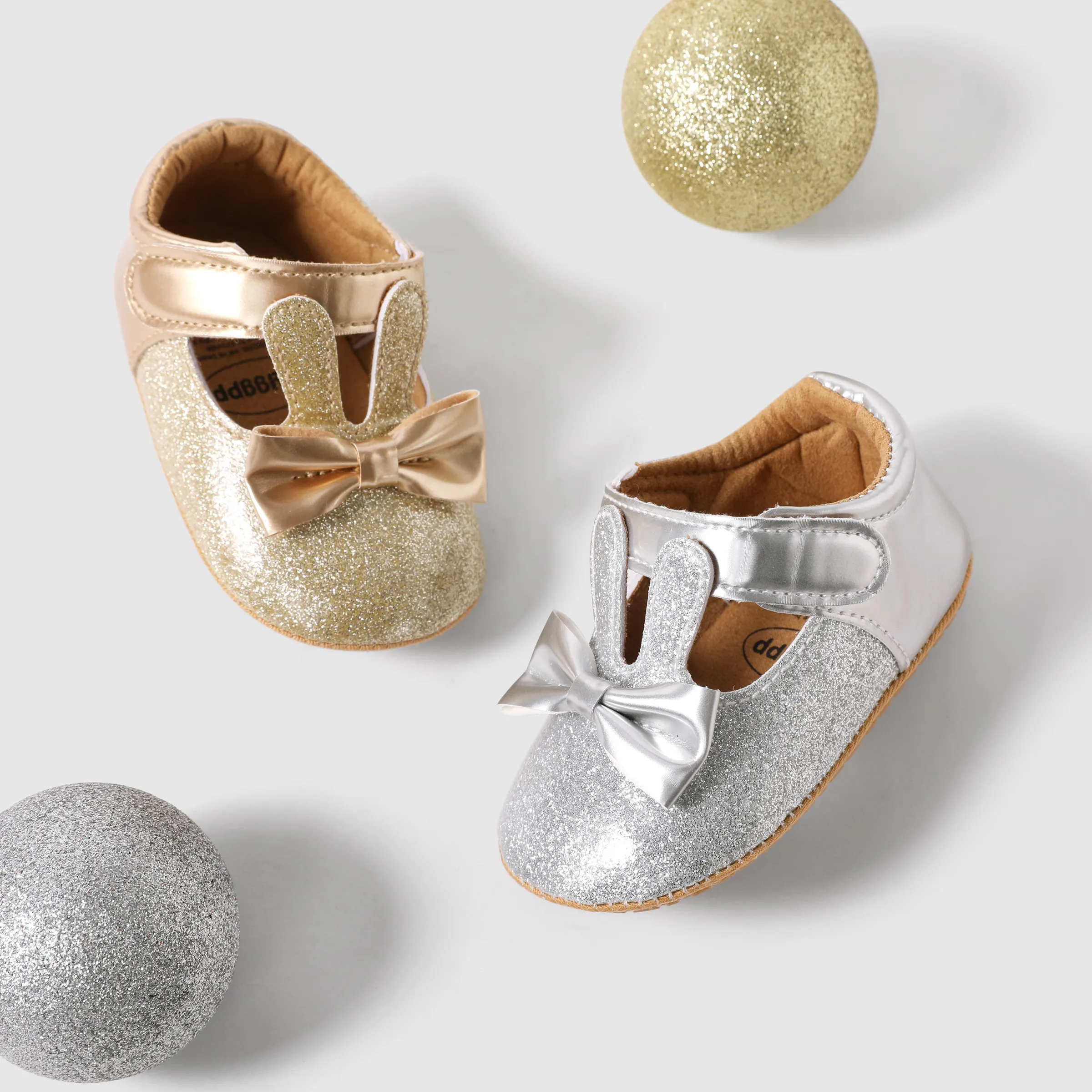 

Baby Girl Solid Hyper-Tactile 3D Rabbit and Bowtie Design Velcro Prewalker Shoes
