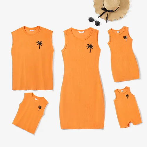 Conjuntos familiares de camiseta sin mangas de felpa naranja y vestido sin mangas ajustado a juego