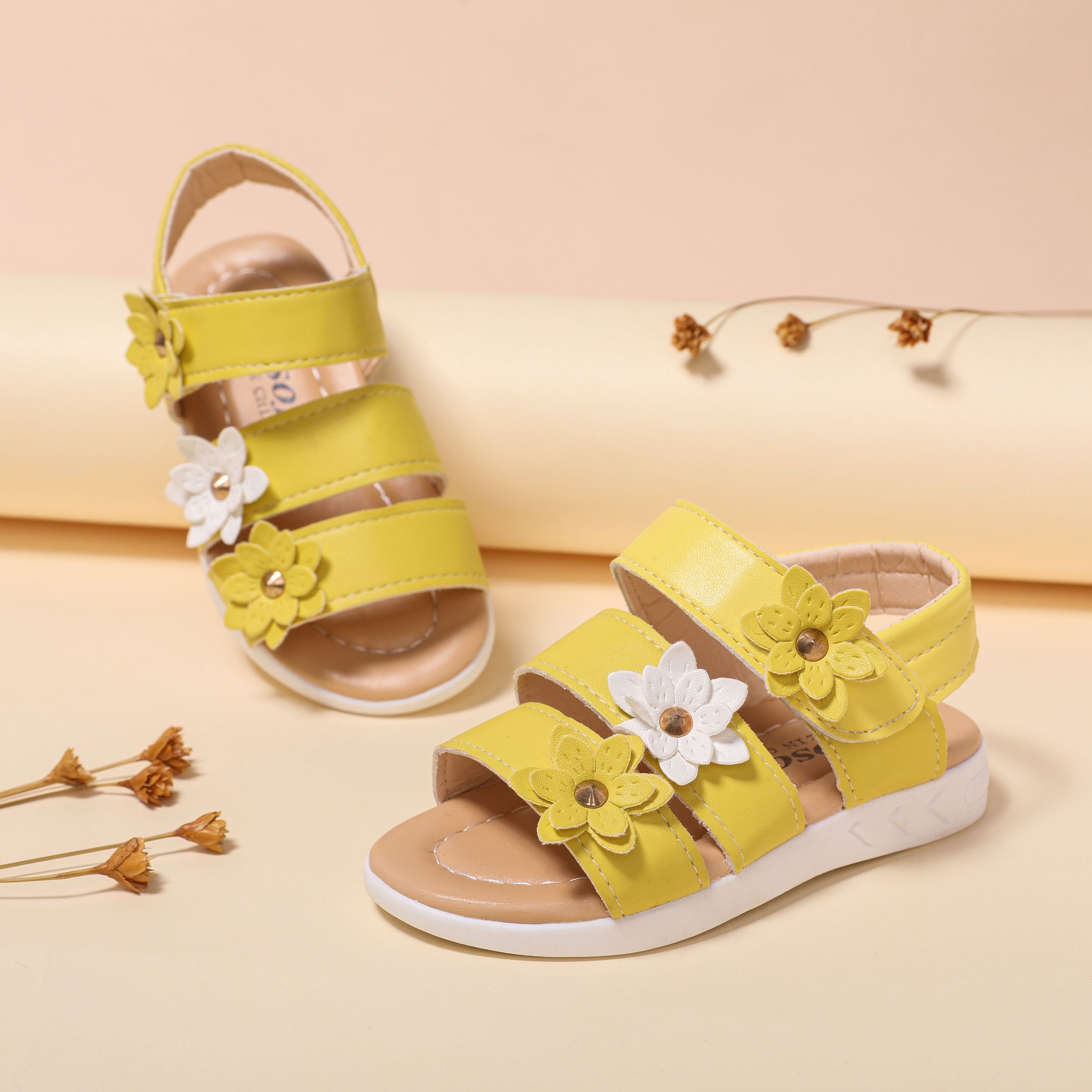 Toddler/Kids Girl Casual 3D Hyper-Tactile Floral Pattern Velcro Sandals
