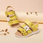 Toddler/Kids Girl Casual 3D Hyper-Tactile Floral Pattern Velcro Sandals Yellow