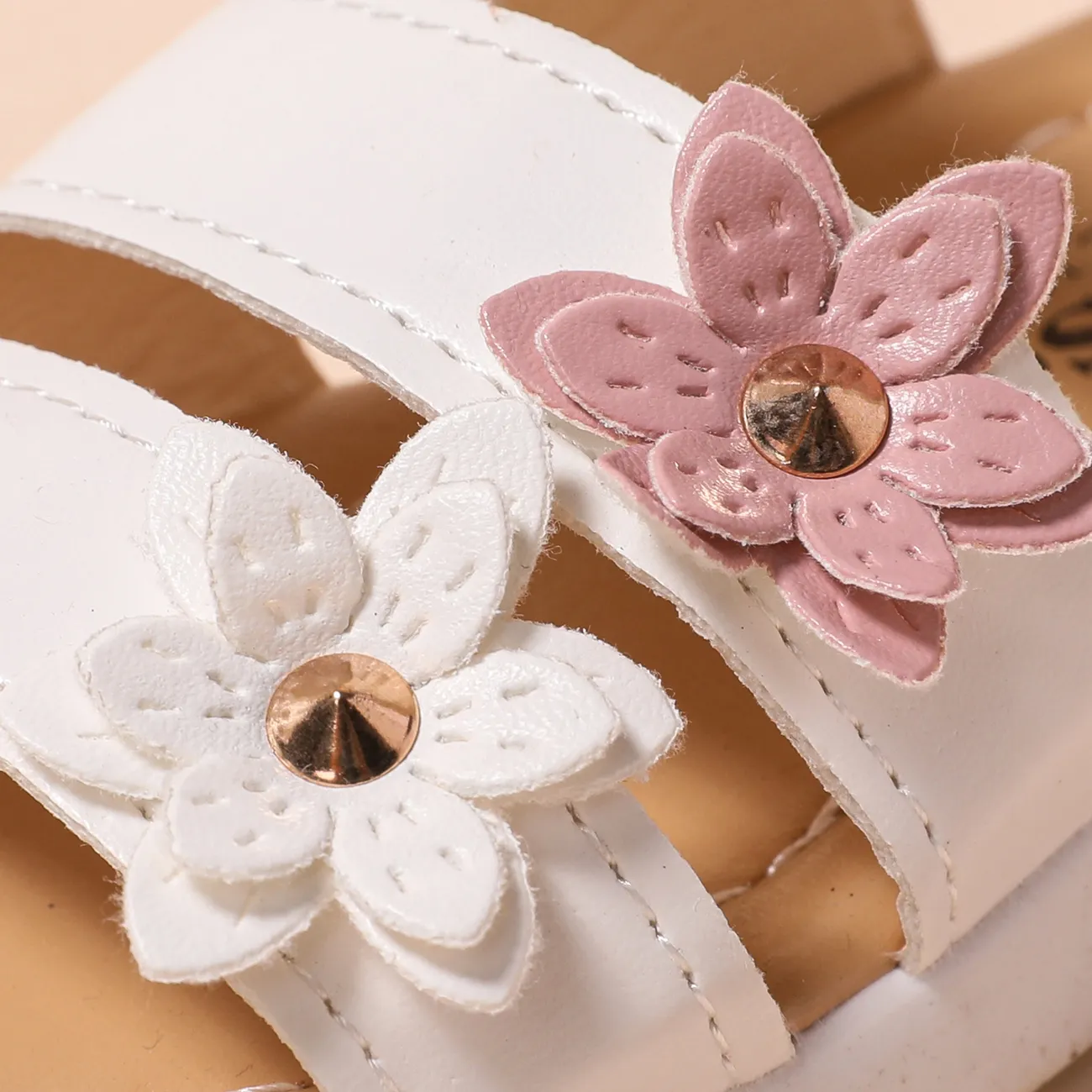 Toddler/Kids Girl Casual 3D Hyper-Tactile Floral Pattern Velcro Sandals White big image 1
