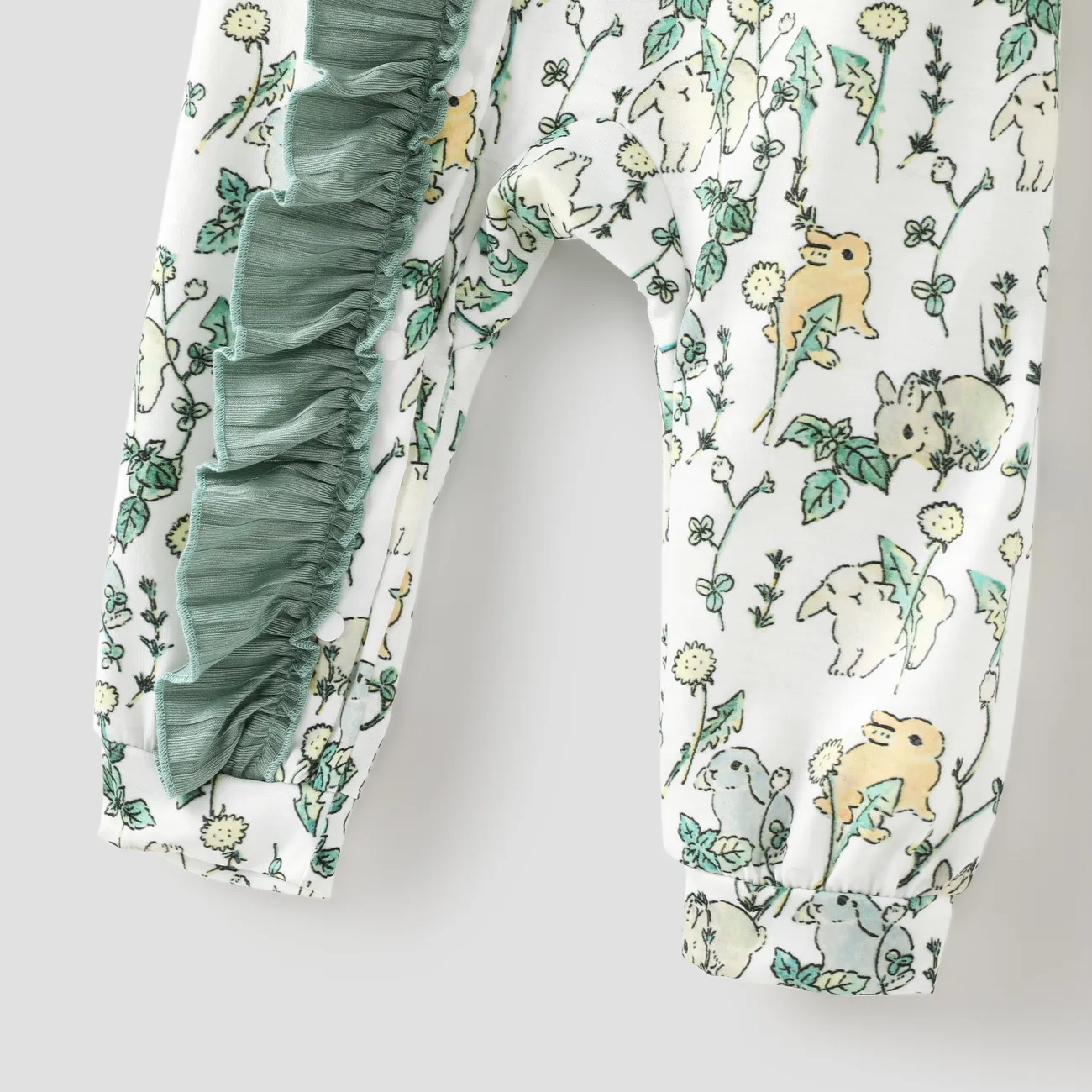 2pcs Baby Girl Ribbed Green/White Rabbit Print Long-sleeve Ruffle Jumpsuit Set White big image 1