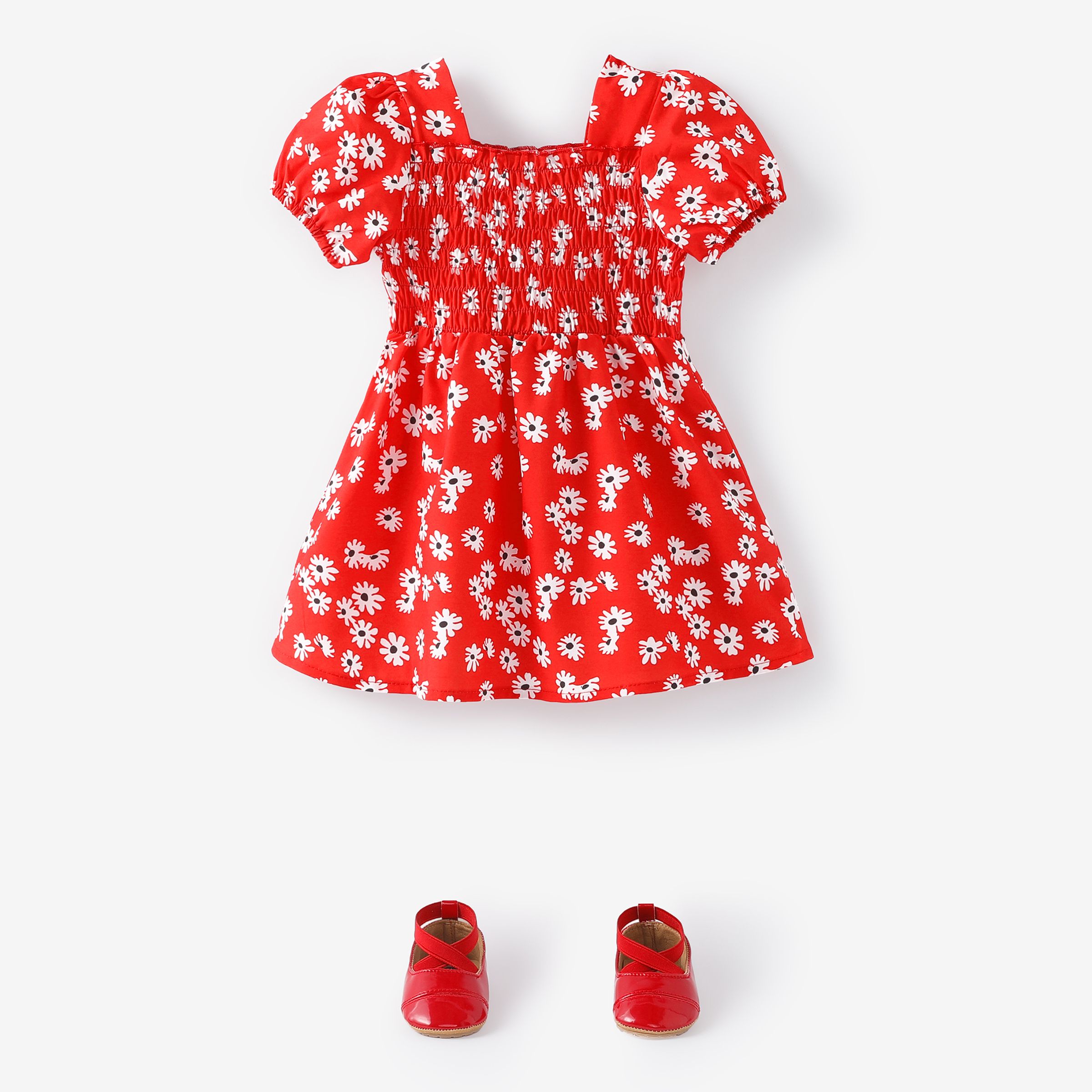 

Baby Girl Allover Daisy Floral Print Puff-sleeve Shirred Dress