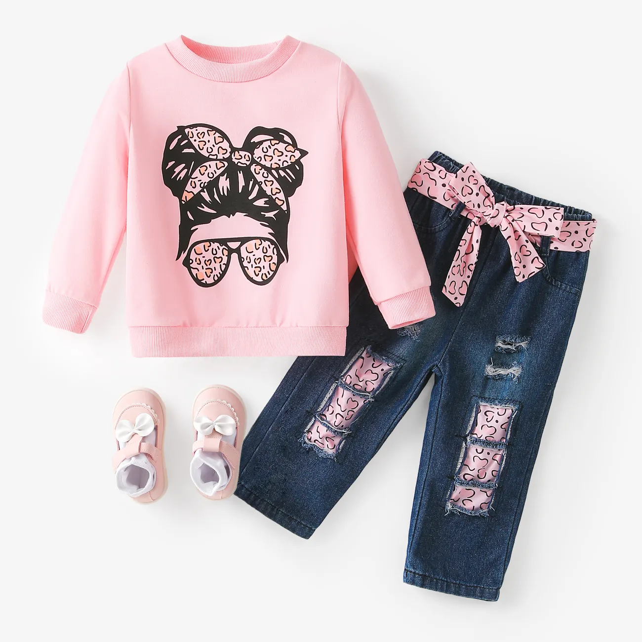 2pcs Toddler Girl Trendy Patchwork Ripped Denim Jeans and Figure Print Sweatshirt Set Pink big image 1