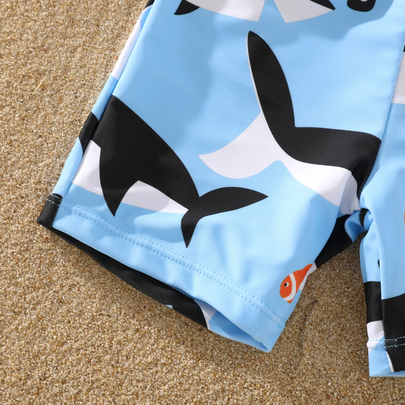 2pcs Toddler/Kid Boy Childlike Shark Print Swimsuits Set Blue big image 1