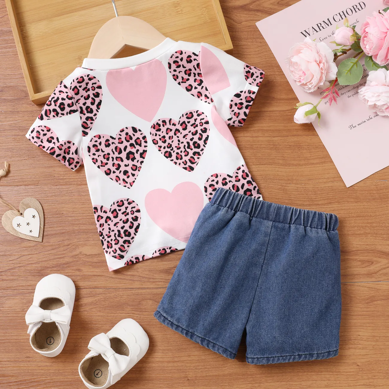  2pcs Baby Girls Childlike Heart-shaped Short-sleeve Tee and Denim Pants Set  Pink big image 1