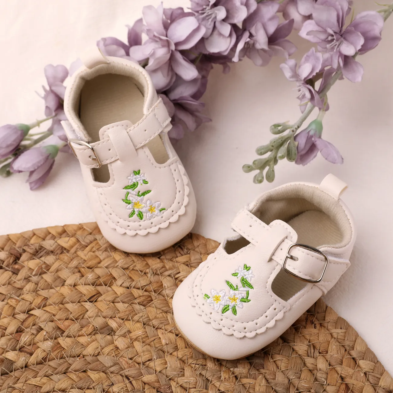 Baby Girl Casual Broken Flower Design Buckle Velcro Prewalker Shoes Beige big image 1