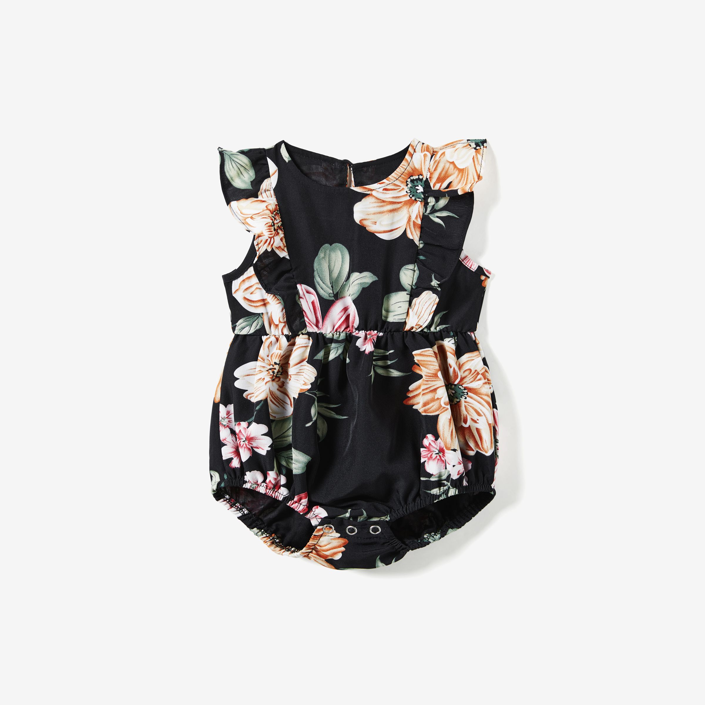 Family Matching Floral Panel T-shirt And Allover Large Floral Strap Dress Sets