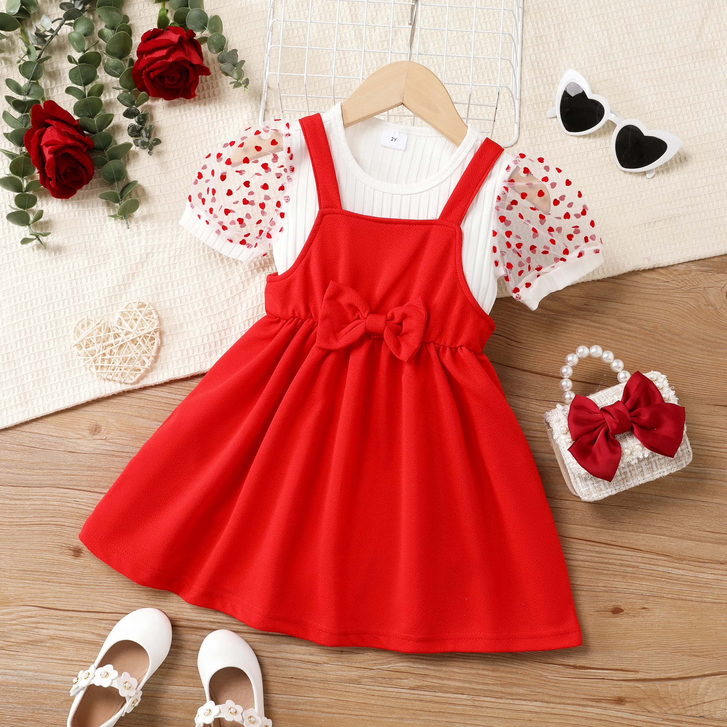 2pcs Toddler Girl Sweet Heart-shaped T-shirt And Dress Set