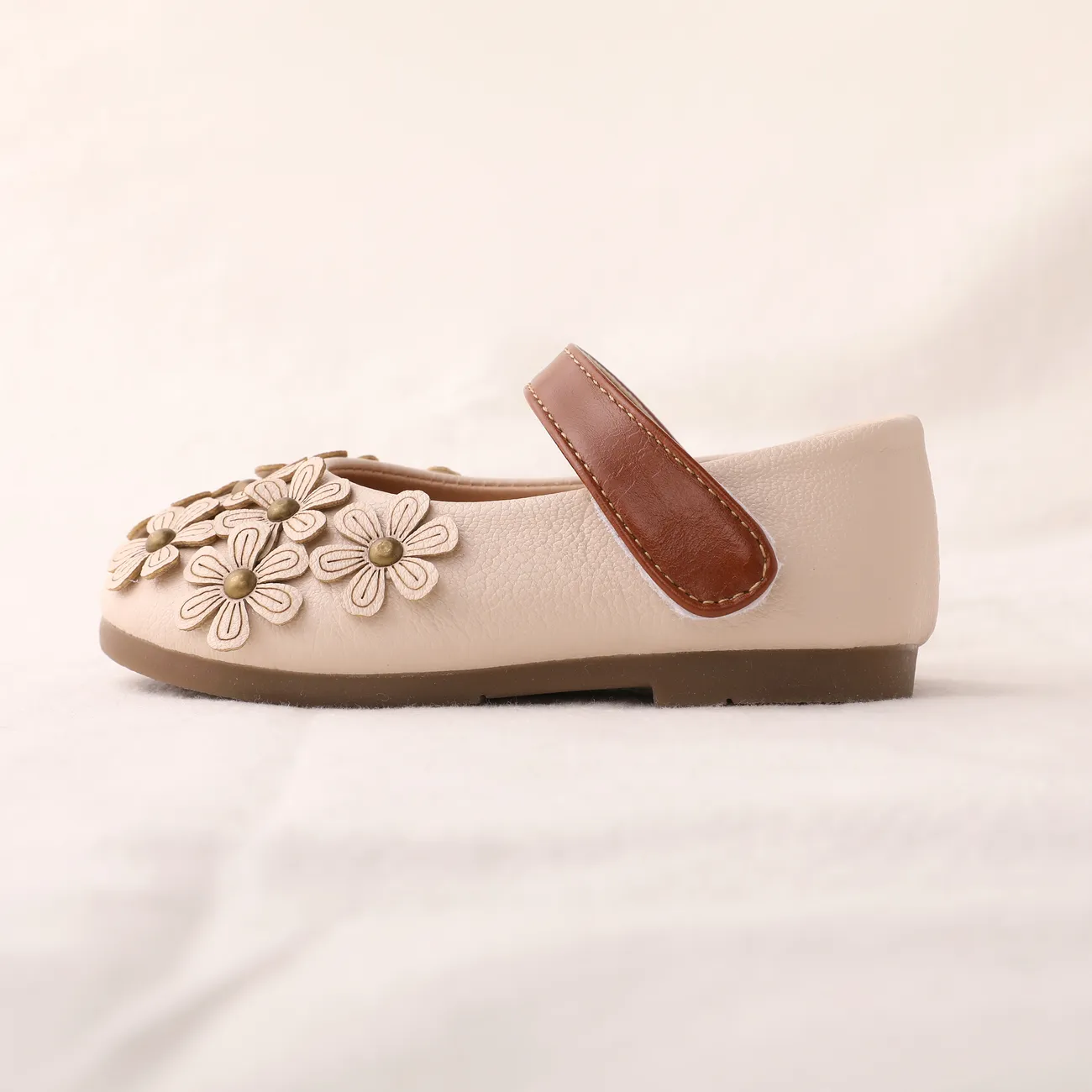 Toddler/Kids Girl Solid 3D Hyper-Tactile Flowers Velcro Leather Shoes Beige big image 1