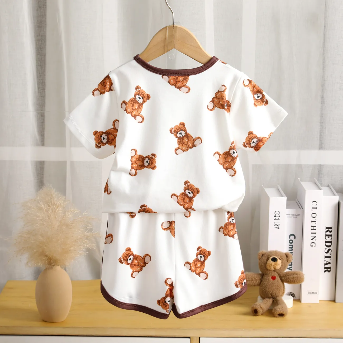  2pcs Toddler Boy/Girl Bear Printed  perfect for Casual Wear Comfy Top and Shorts set White big image 1