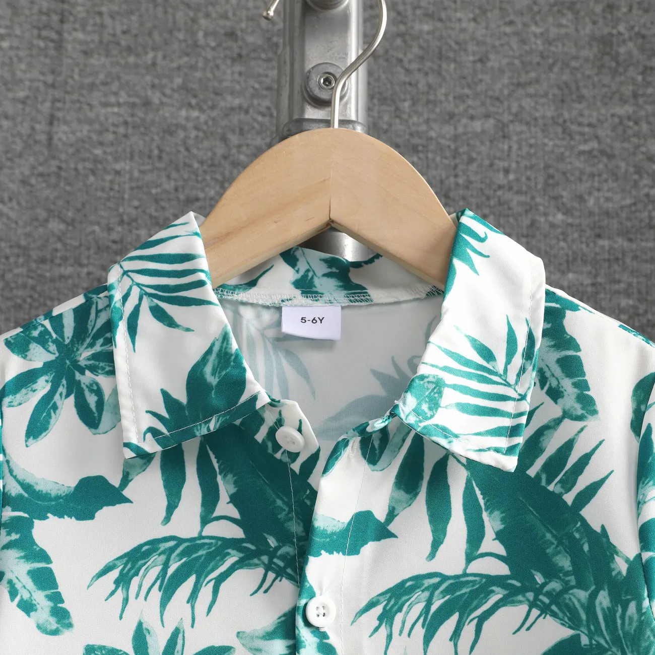 2pcs Kid Boy Casual Regular Fit Tropical Plants and Floral Lapel Top and Denim Pants Set  Turquoise big image 1
