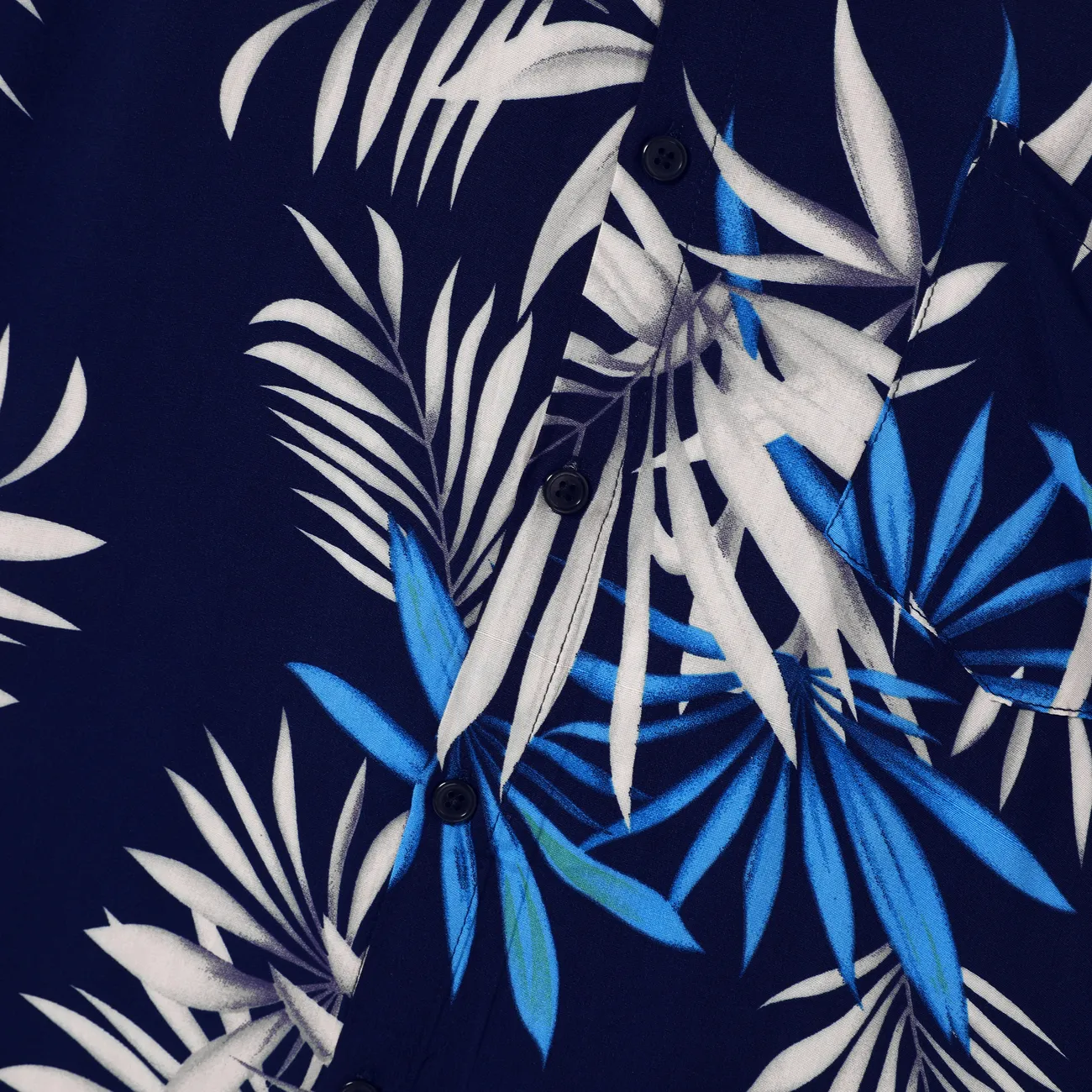 Look Familial Fleurs et plantes tropicales Manches courtes Tenues de famille assorties Ensemble Bleu Foncé big image 1