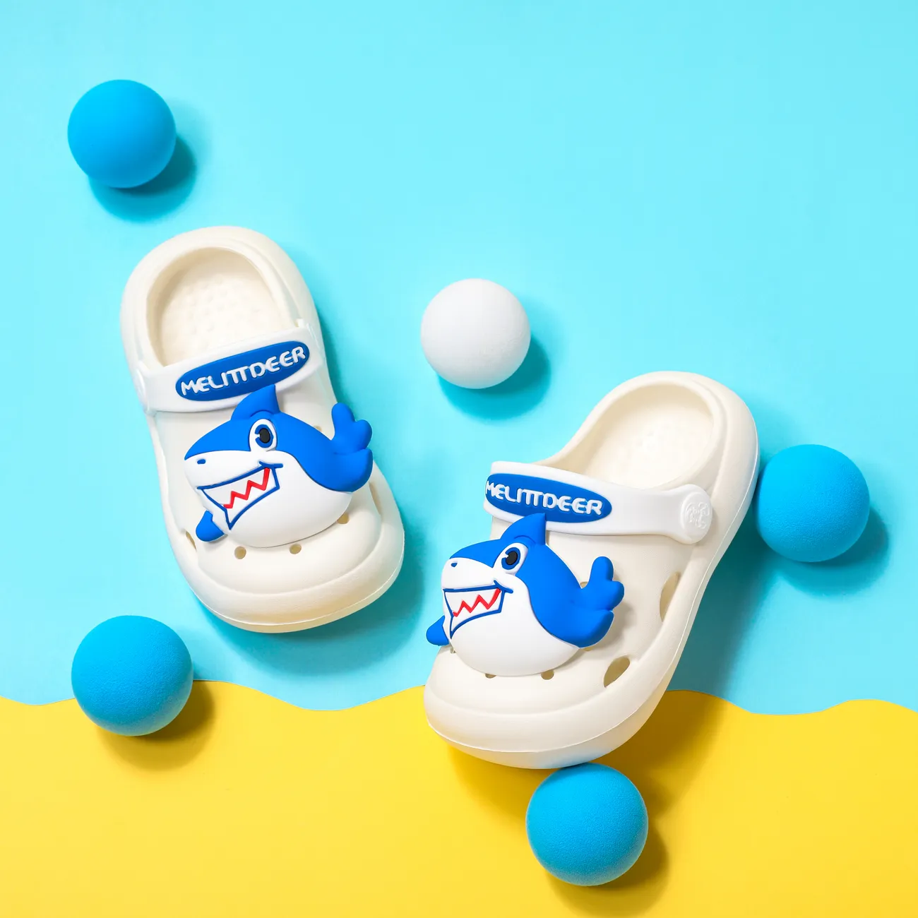 Zapatos de playa para niños pequeños / niños niña / niño sólido hipertáctil 3D con patrón de tiburón Blanco big image 1