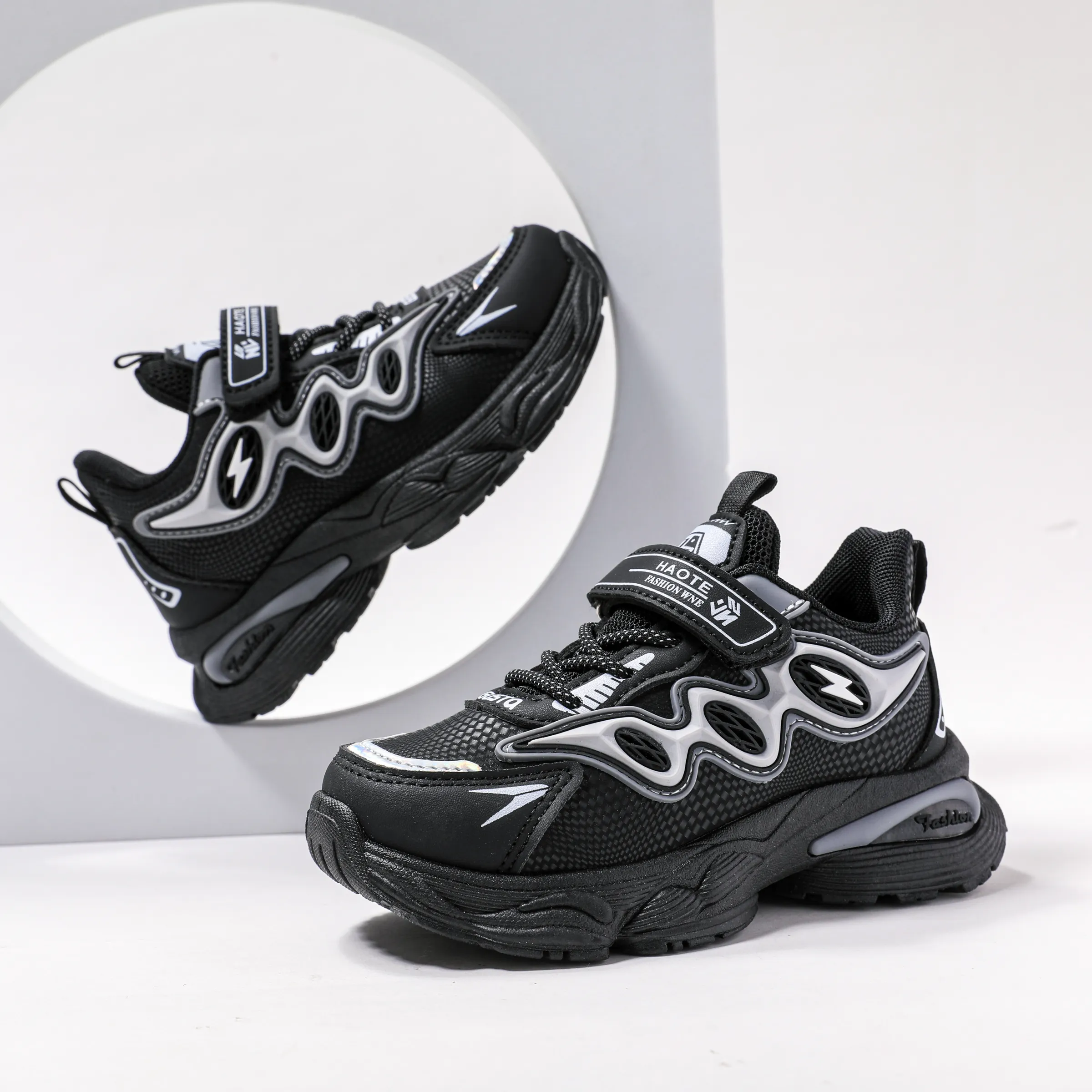 Kids Girl/Boy Sneakers Solid Color Fiber Mesh Cloth Velcro Basketball Shoes Black