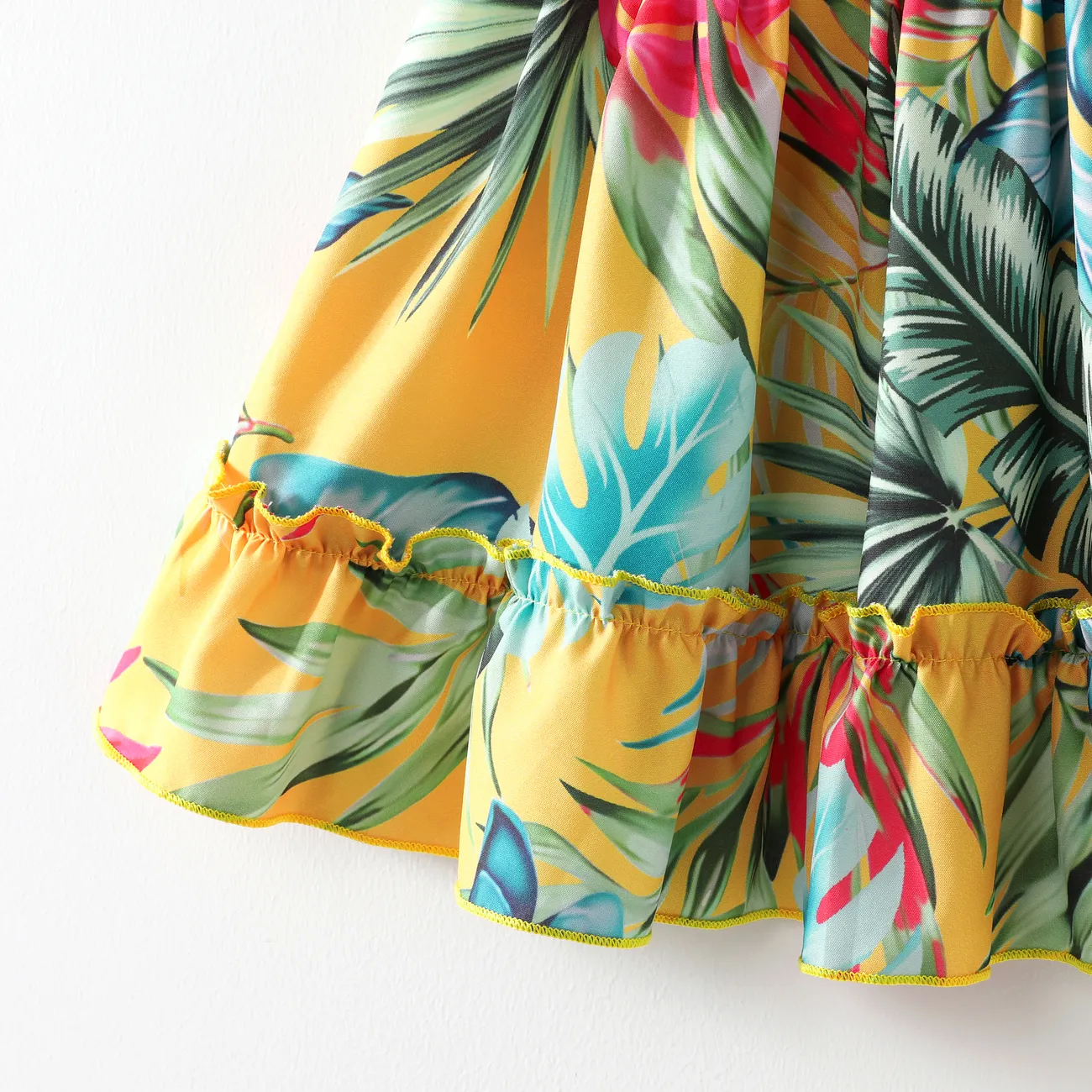  Toddler Girl Sweet Smocked Tropical Print Dress  Multi-color big image 1