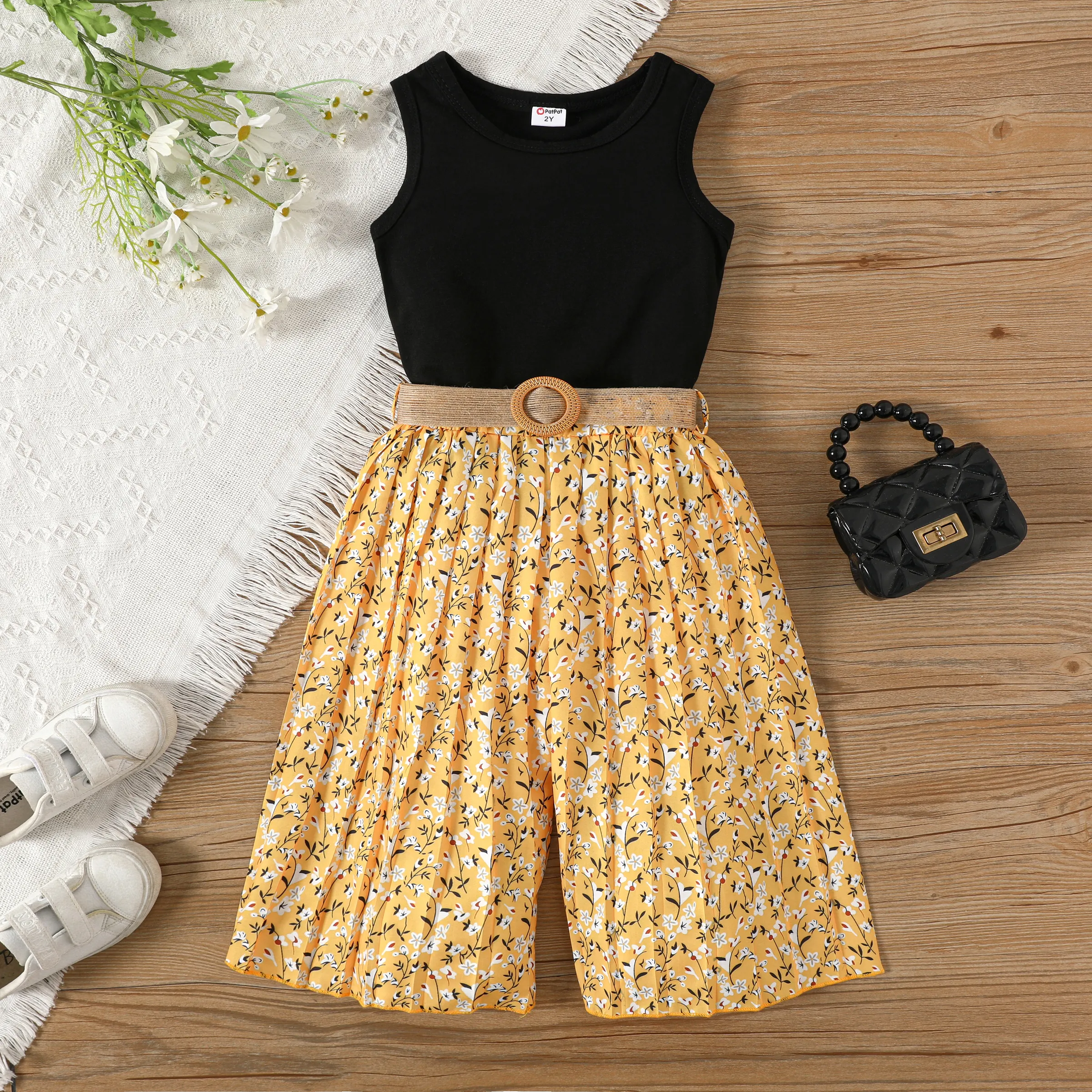 

Sweet Toddler Girl 3pcs Set: Black Sleeveless Top, Floral Wide-leg Pants