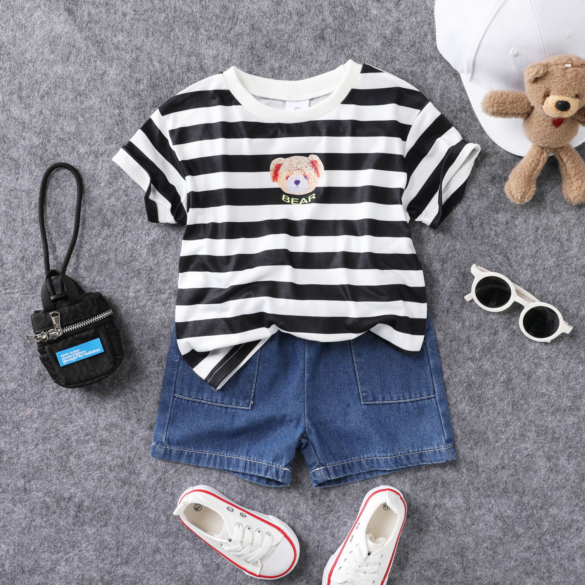 2pcs Toddler Boys Childlike Stripe T-shirt and Denim Pants Set