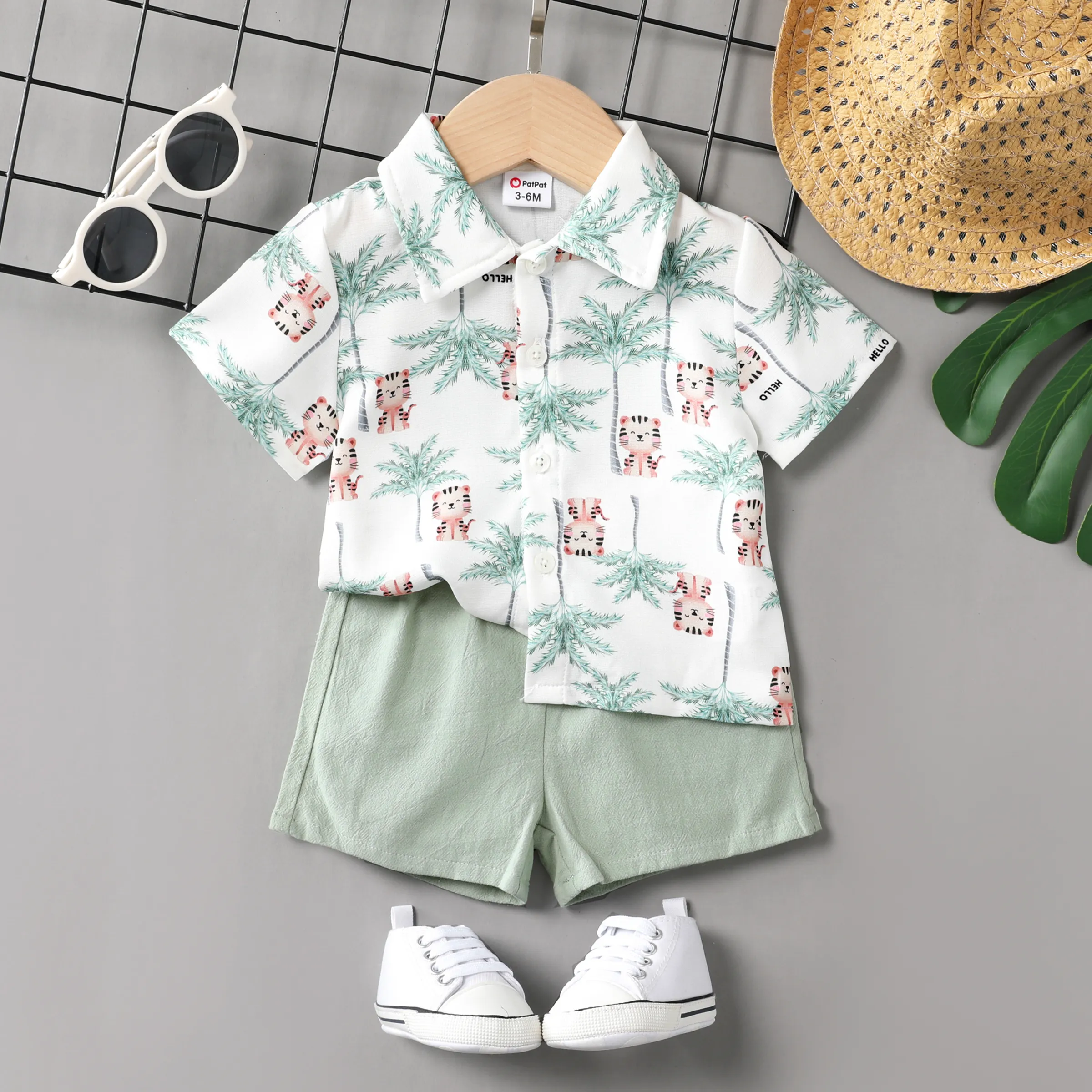 2pcs Baby Boy Childlike Tiger Pattern Button Design Top and Pants Set