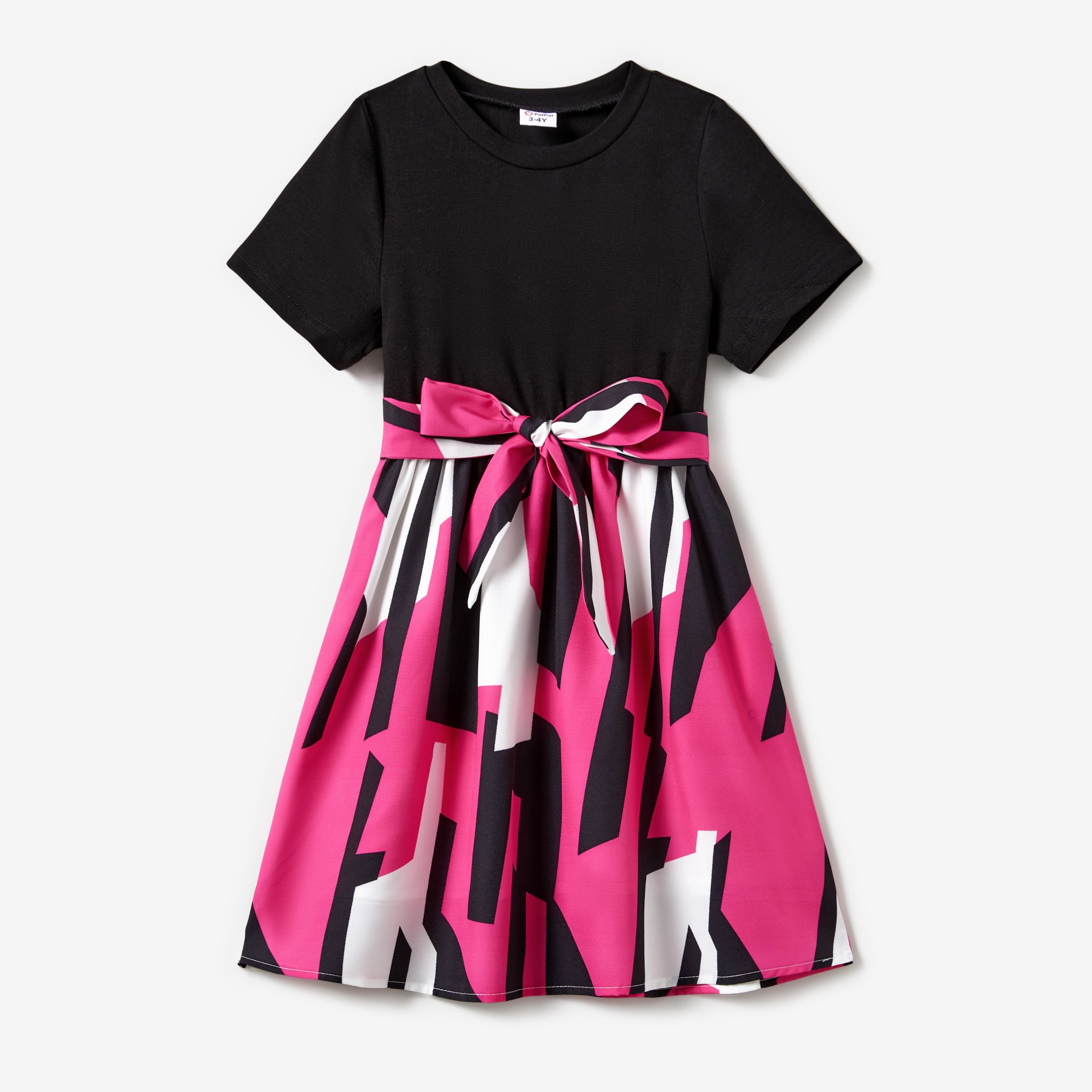 

Family Matching Color Block Tee and Geometric Pattern Dress Sets