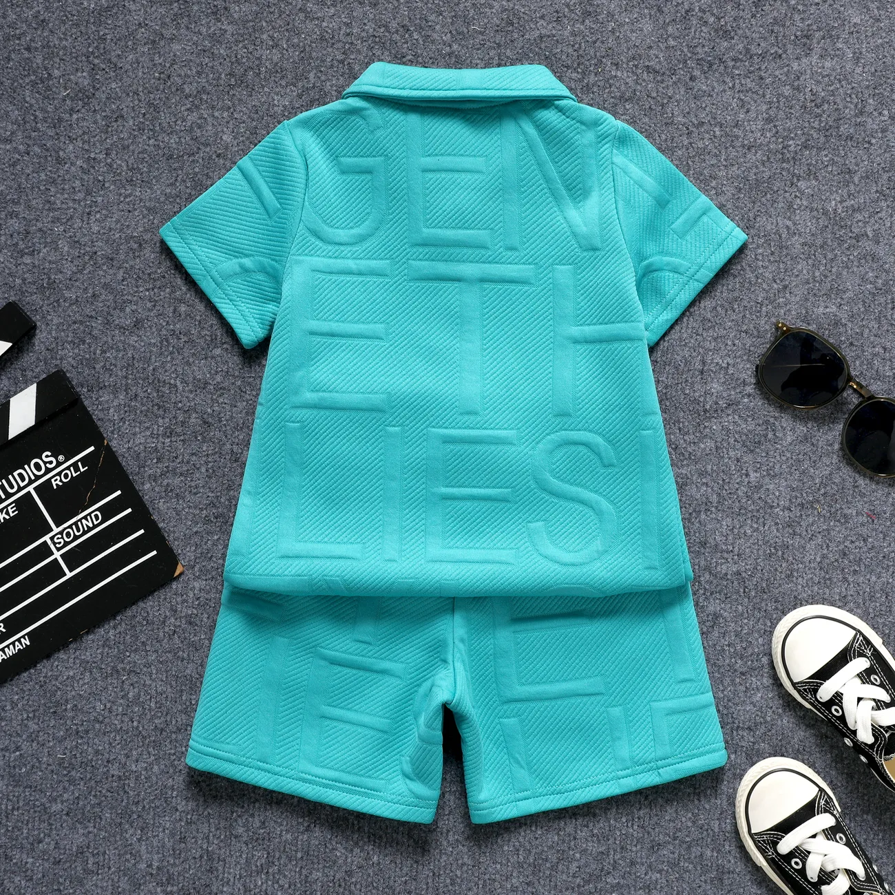 2pcs Toddler Boy Avant-garde Polo Solid Color Top and Shorts Set  Blue big image 1