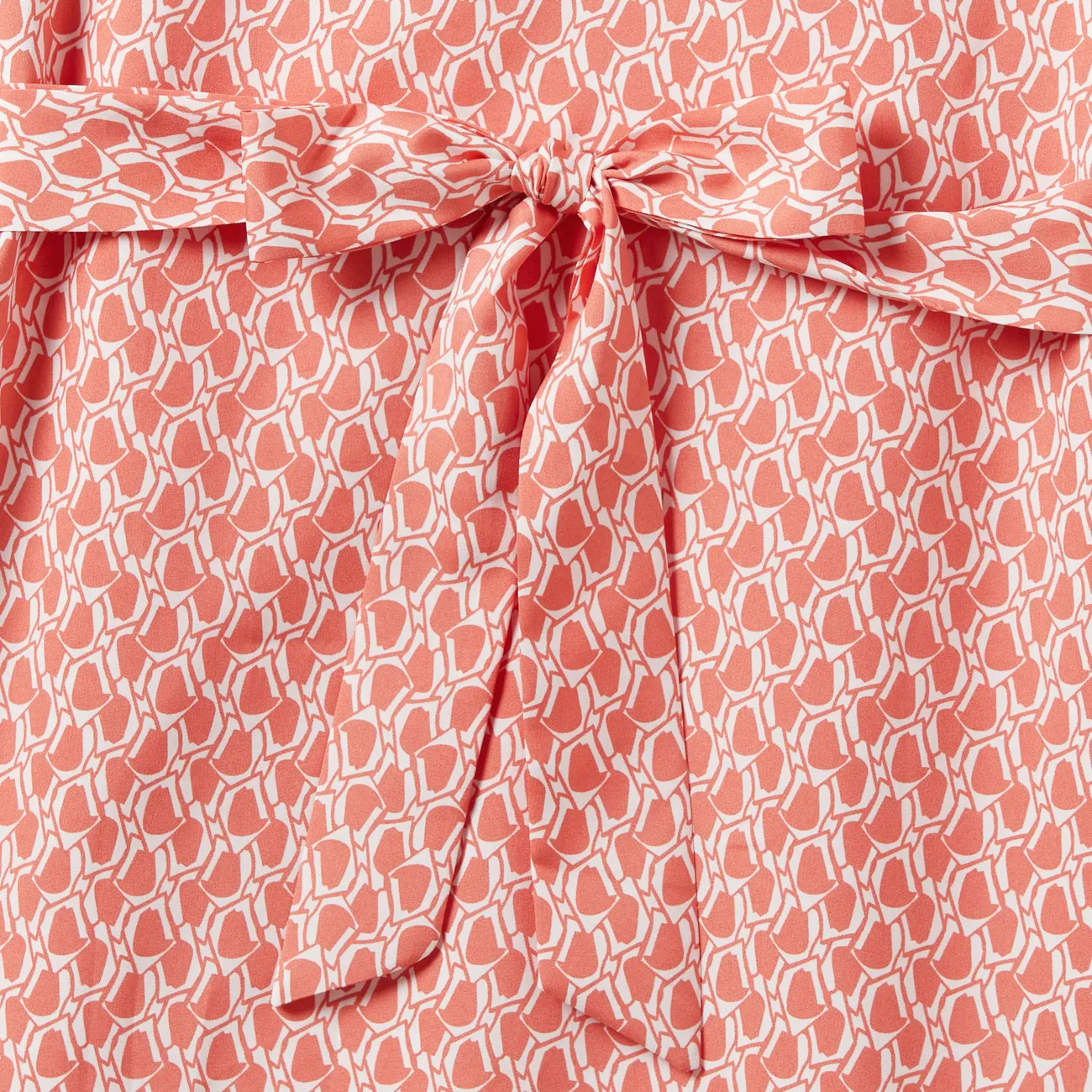 Mommy and Me Geometric Pattern V Neck Short-Sleeve Belted Dresses Pink big image 1