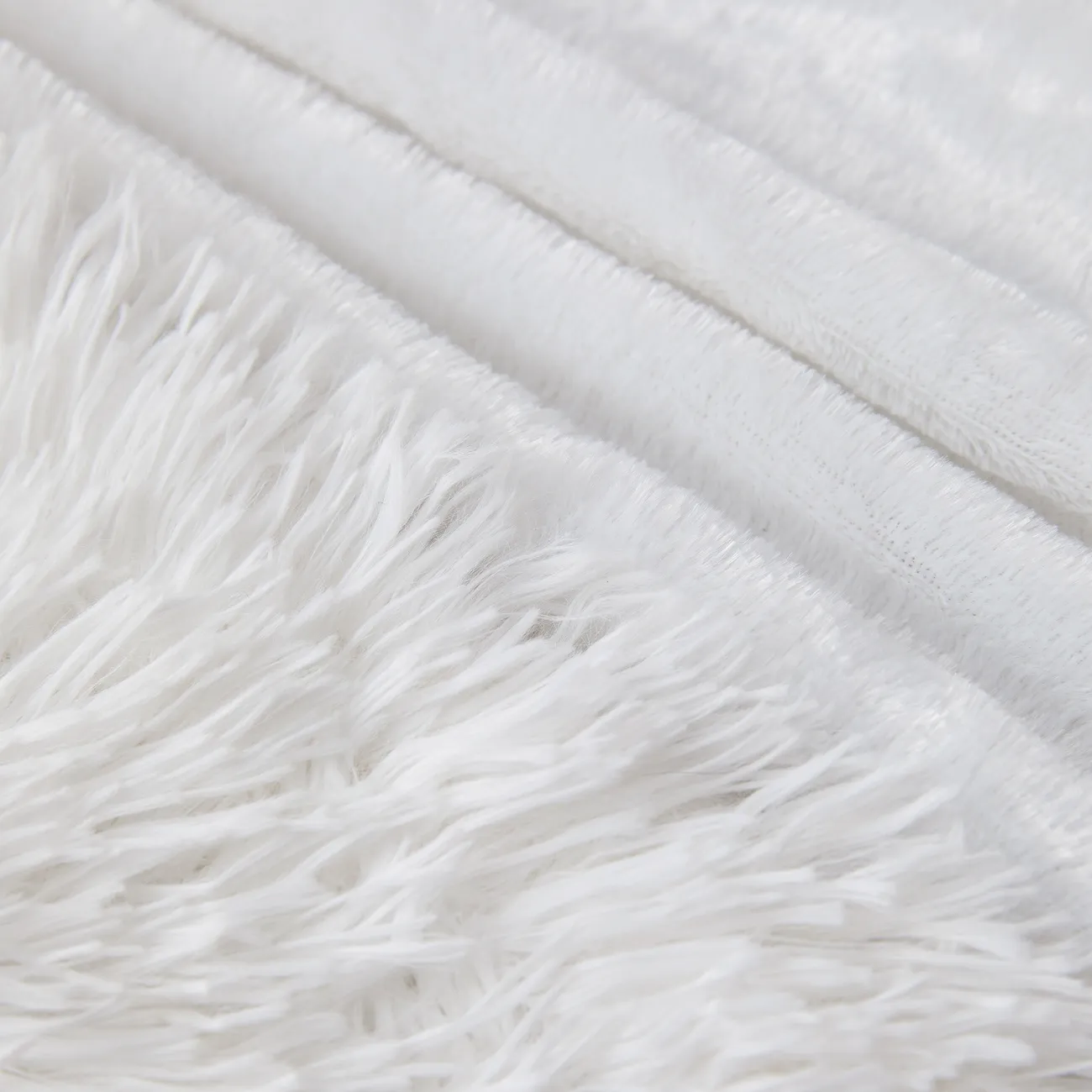 Premium White PV Fleece Blanket - Ultra-Soft, Durable, Machine-Washable - Perfect for Home Comfort and Stylish Decor White big image 1