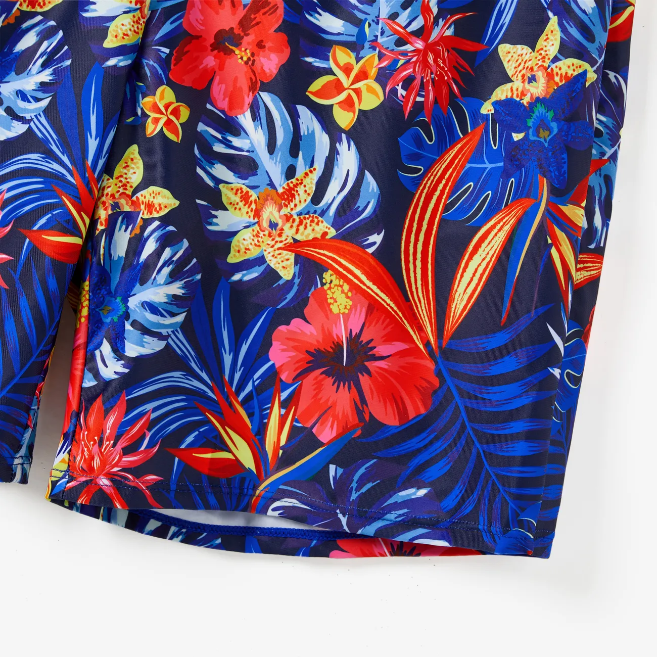 Look de família Plantas e flores tropicais Conjuntos de roupa para a família Fato de banho azul big image 1