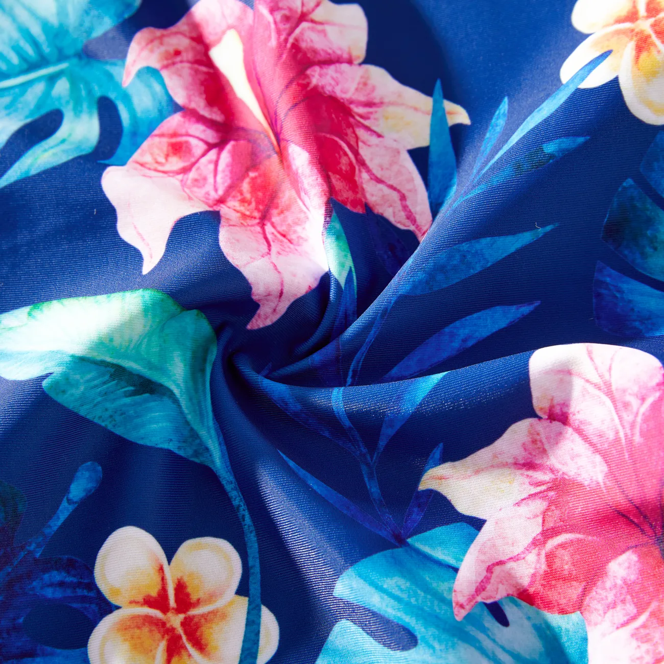 Looks familiares Plantas y flores tropicales Conjuntos combinados para familia Trajes de baño Azul big image 1