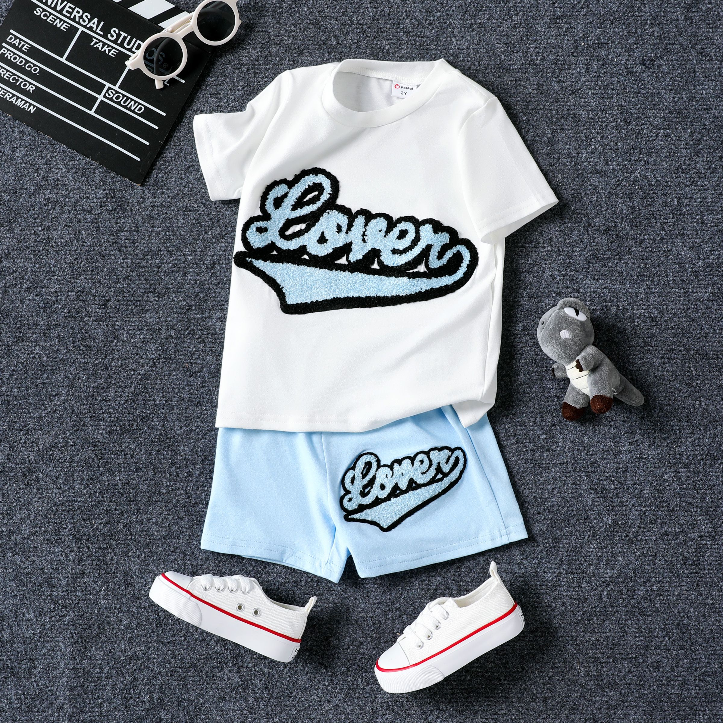 2pcs Toddler Boy Avant-garde Letter T-shirt and Shorts Set