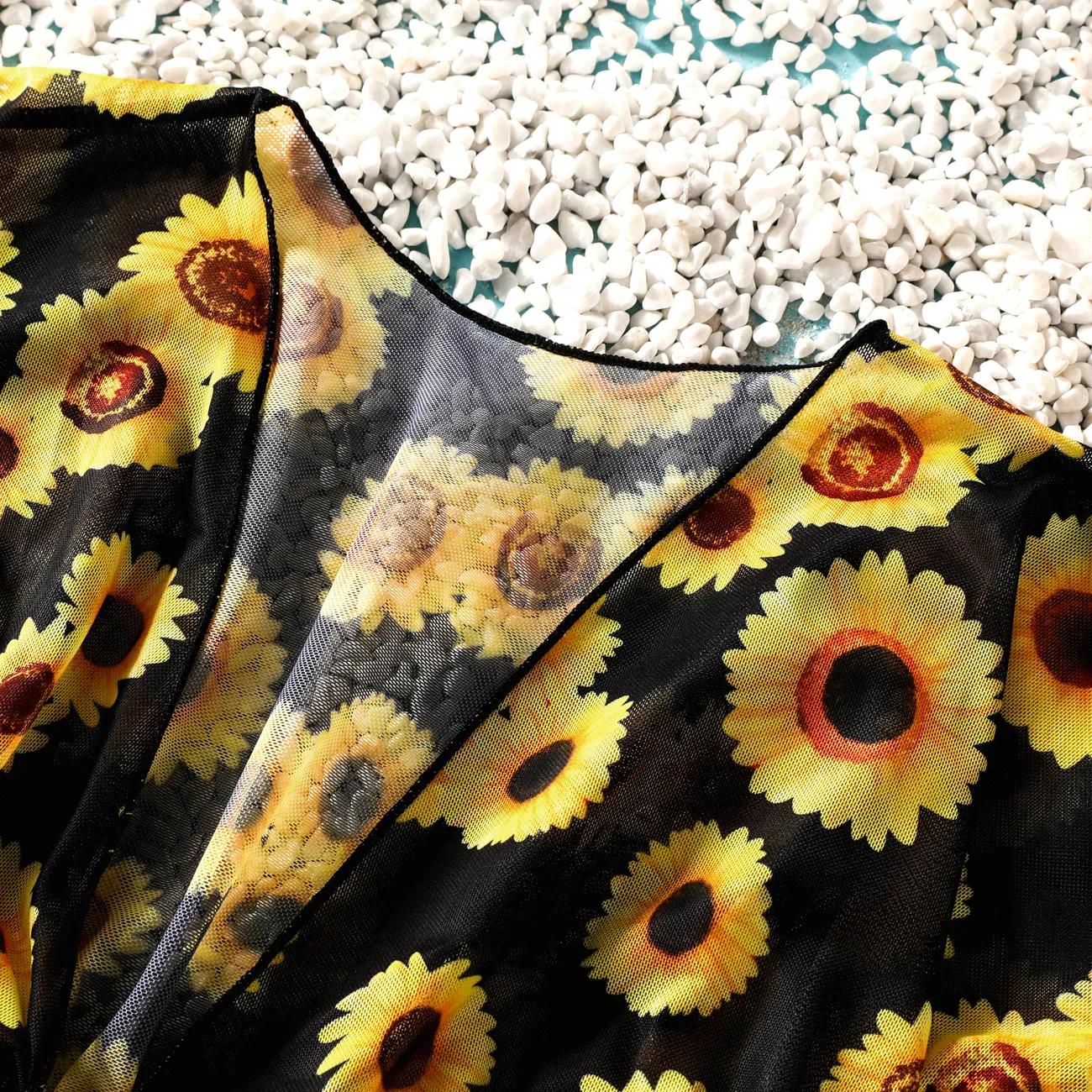 3pcs Kid Girl Sunflower Bandage Tight Top/Shorts/Headband Swimsuit Yellow big image 1