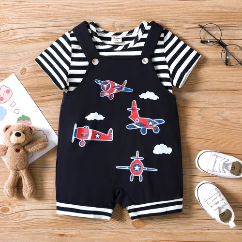 Toddler Boy 2pcs T-shirt rayé et avion imprimé salopette Shorts ensemble