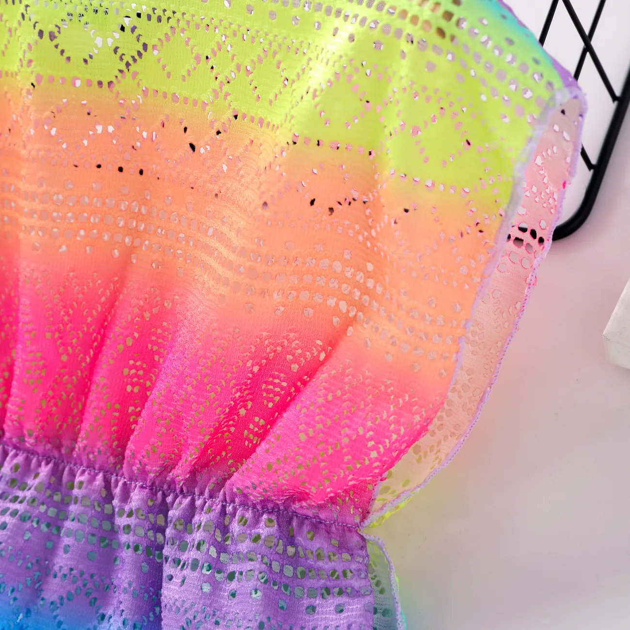 Sweet 1pc Polyester Gradual Change Girl Bath Towel Multi-color big image 1