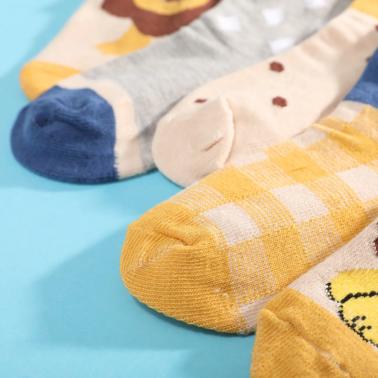 Paquete de 5 calcetines infantiles de león de dibujos animados para niños pequeños / niños a media pantorrilla multicolor big image 1