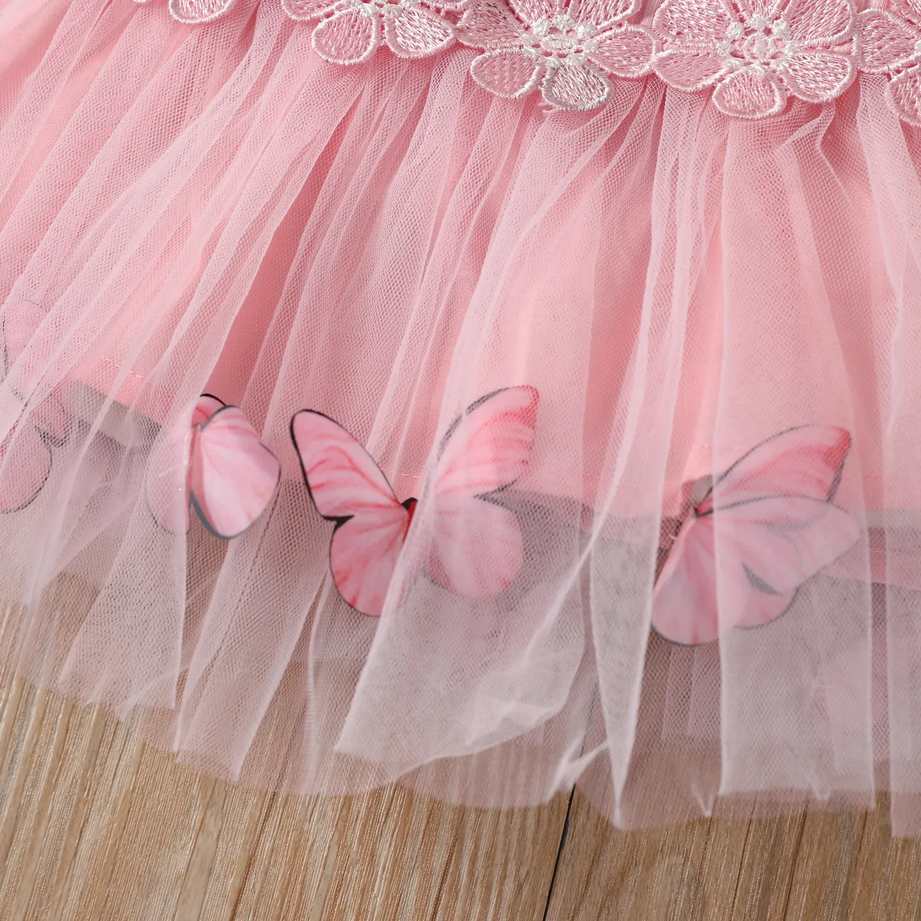 Baby Girl Floral Embroidered Mesh Cami Dress and Ruffled Shorts Set Pink big image 1