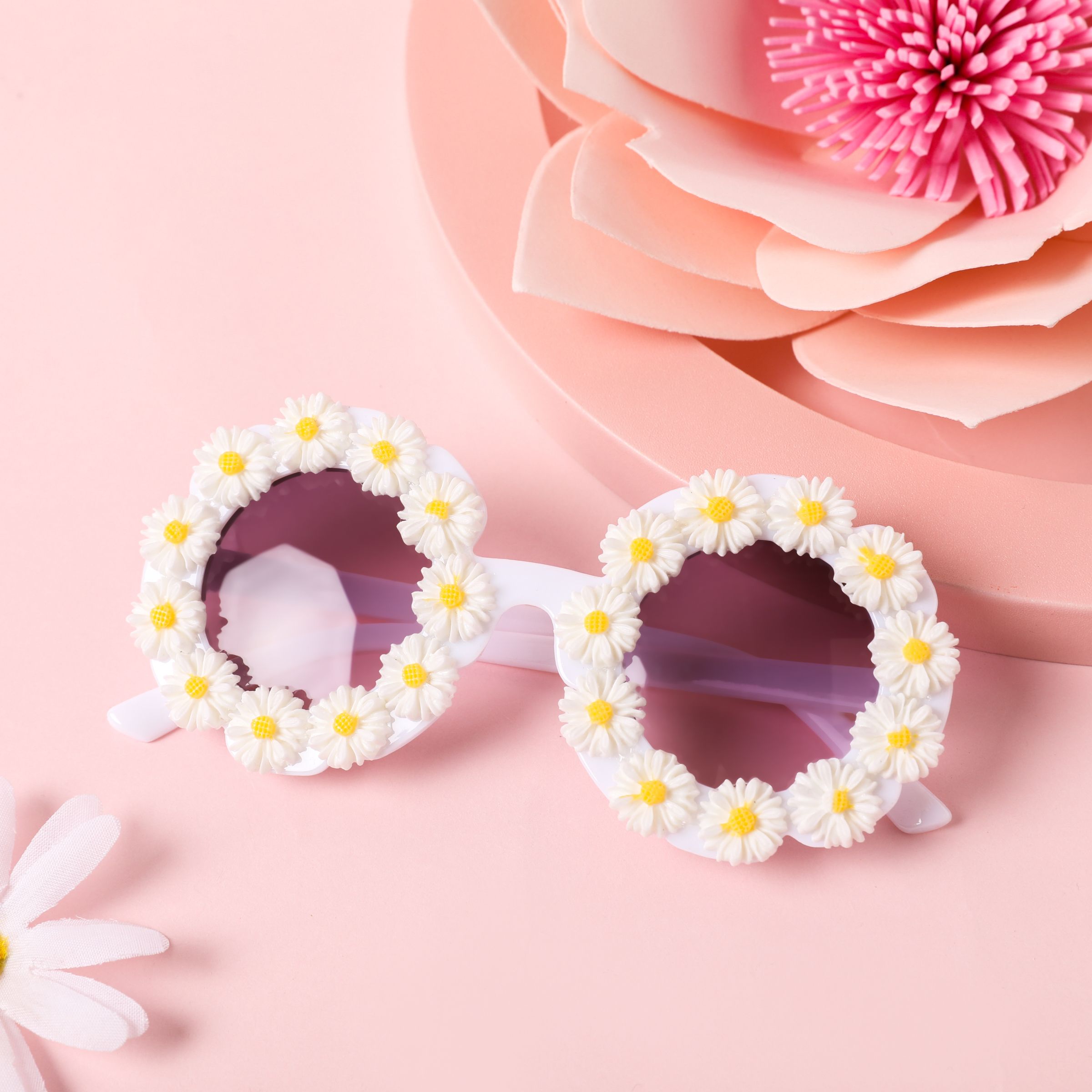 

Toddler/kids Sweet Sunglasses for Street Photography and Travel