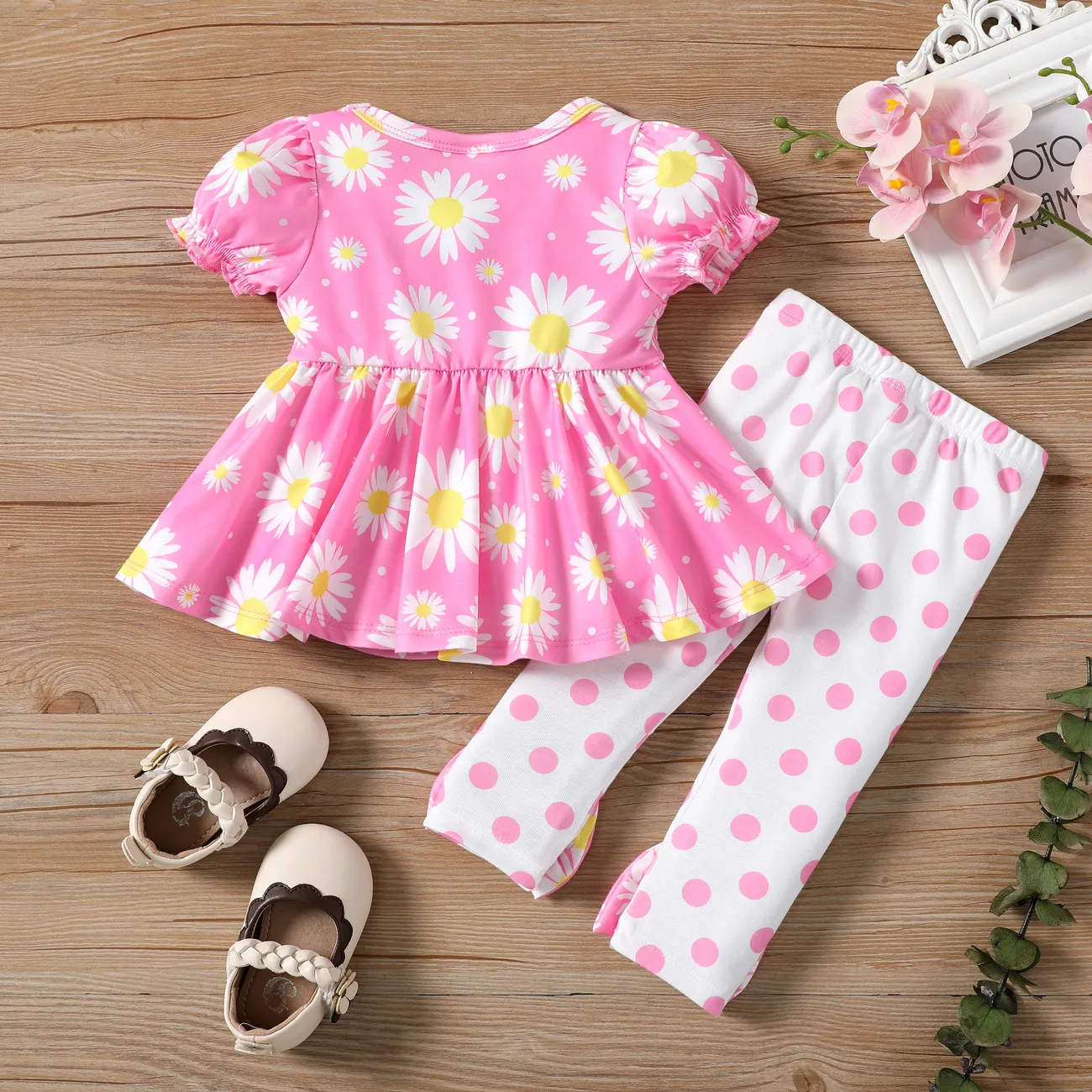Baby-/Kleinkindmädchen 2-teiliges Puffärmel-Oberteil mit Blumendruck und Polka-Dots-Print-Leggings-Set rosa big image 1
